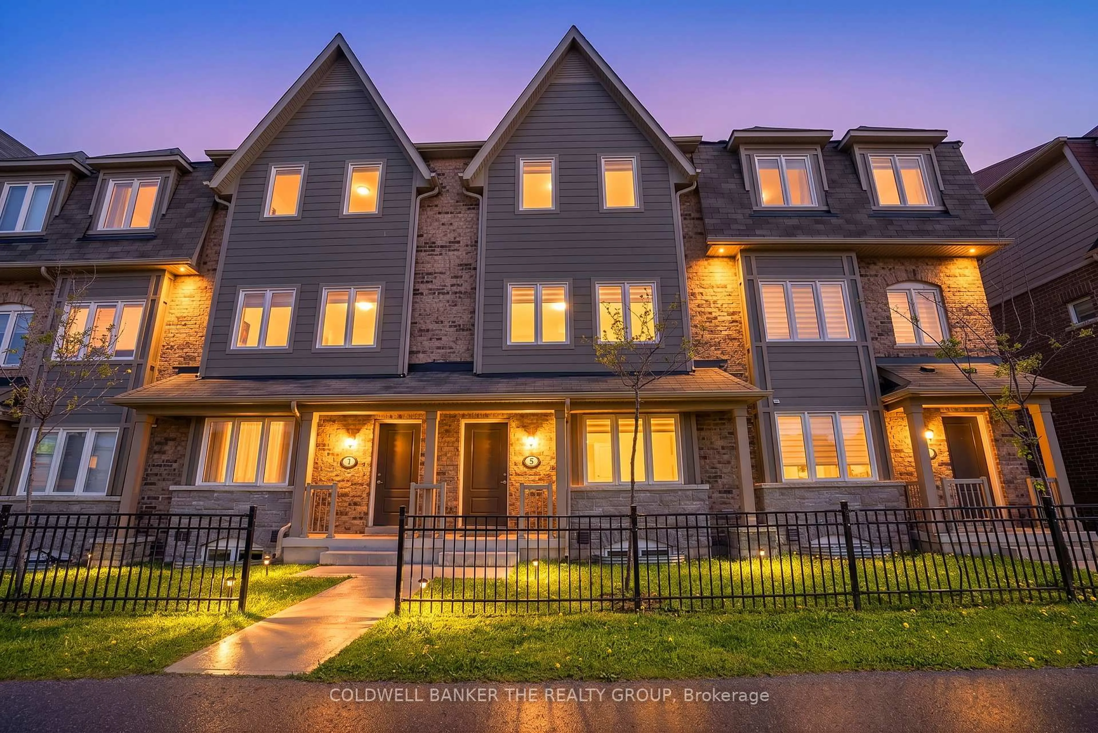 Unknown for 50 Edinburgh Dr #8, Brampton Ontario L6Y 1N9