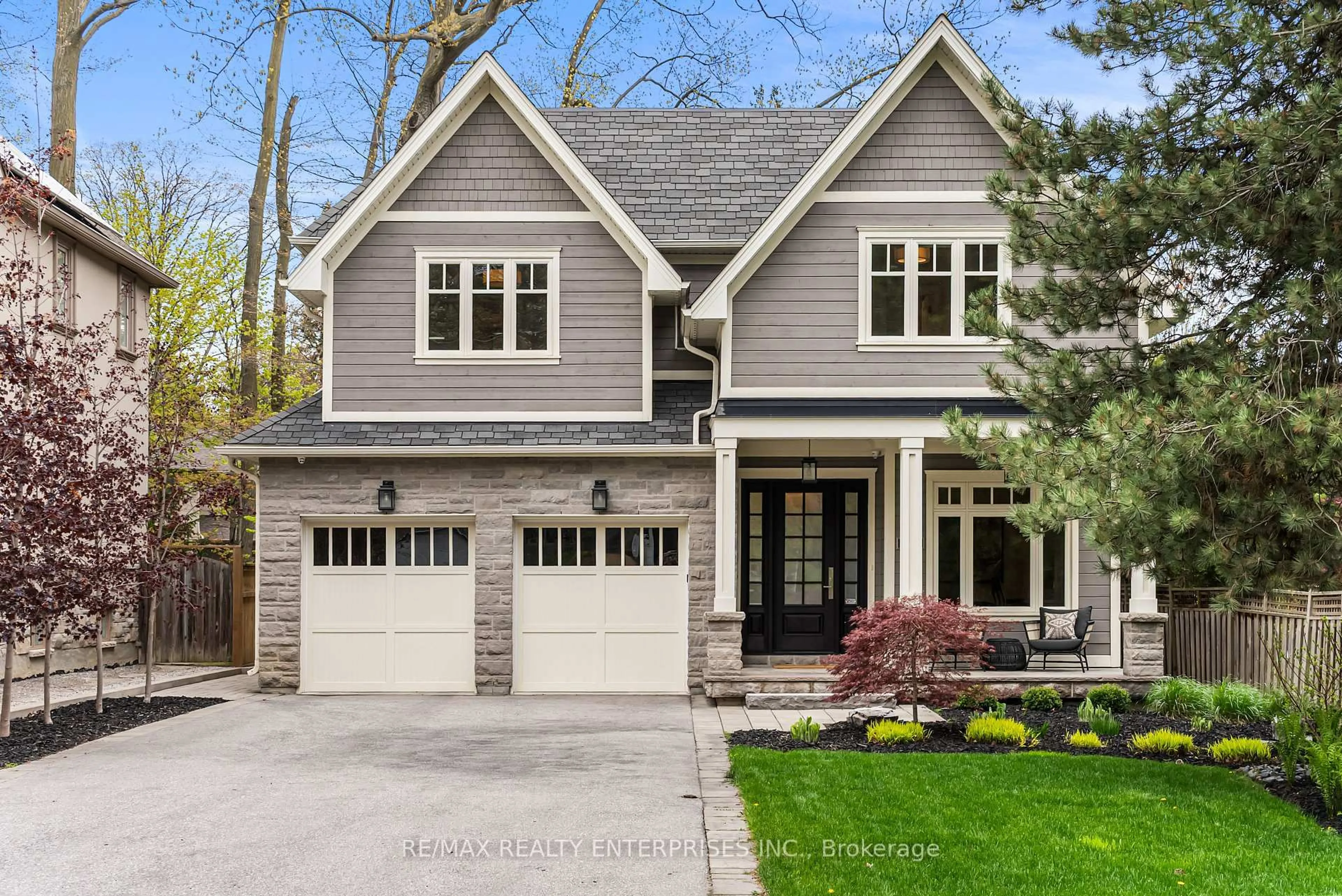 Home with brick exterior material, street for 1343 Milton Ave, Mississauga Ontario L5G 3C5