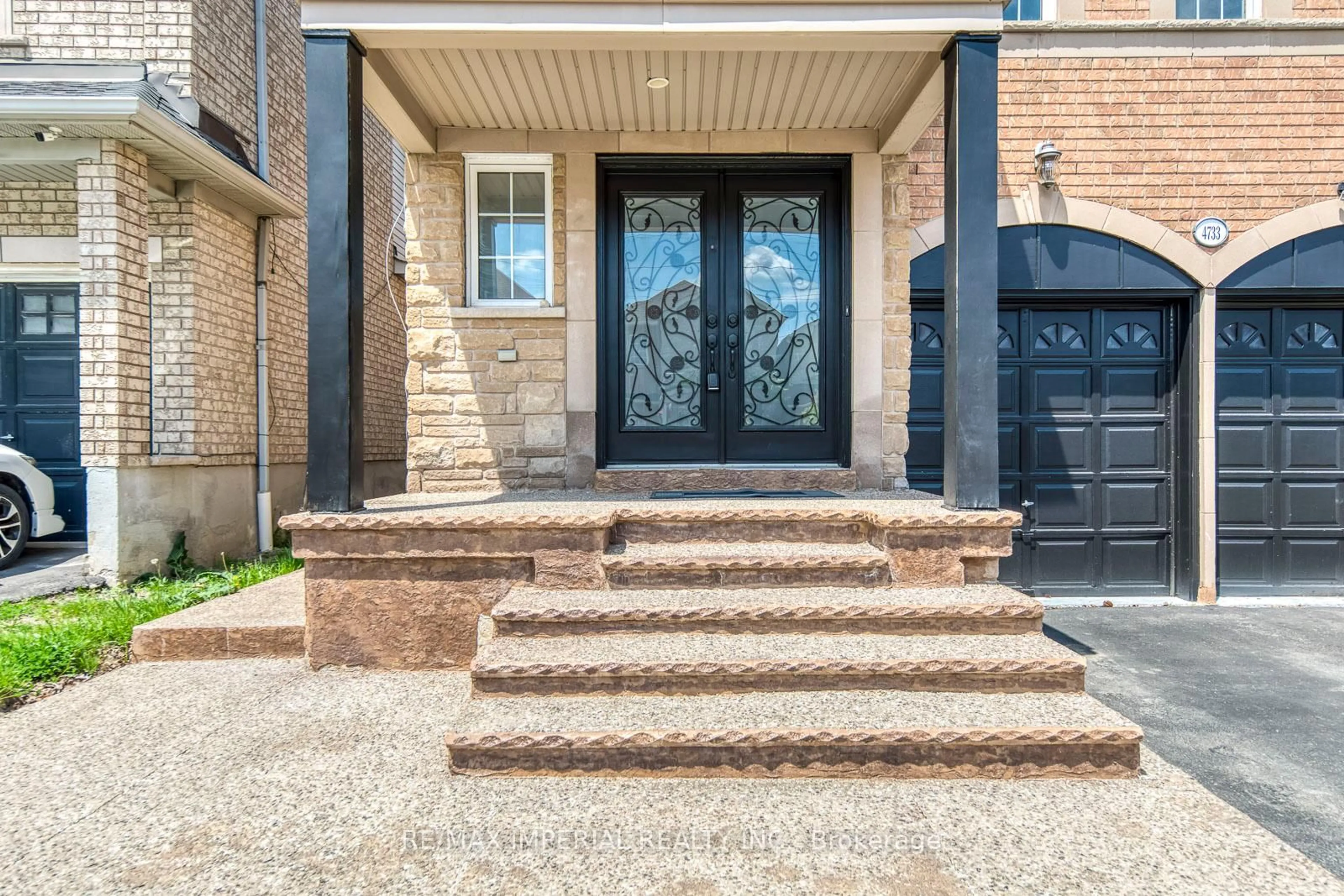 Home with brick exterior material, street for 4733 James Austin Dr, Mississauga Ontario L4Z 4H1