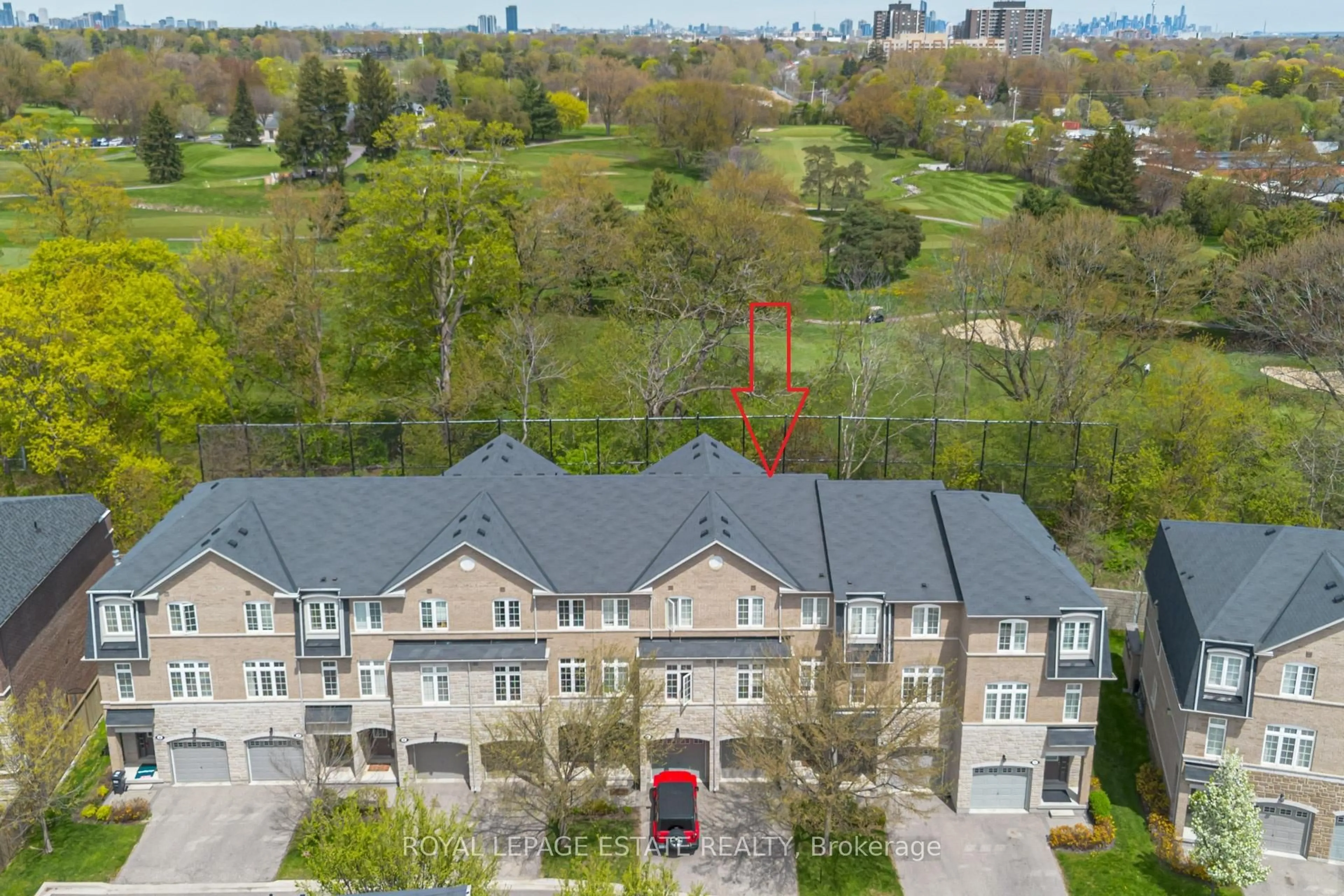 A pic from outside/outdoor area/front of a property/back of a property/a pic from drone, city buildings view from balcony for 1129 Haig Blvd #3, Mississauga Ontario L5E 2M6