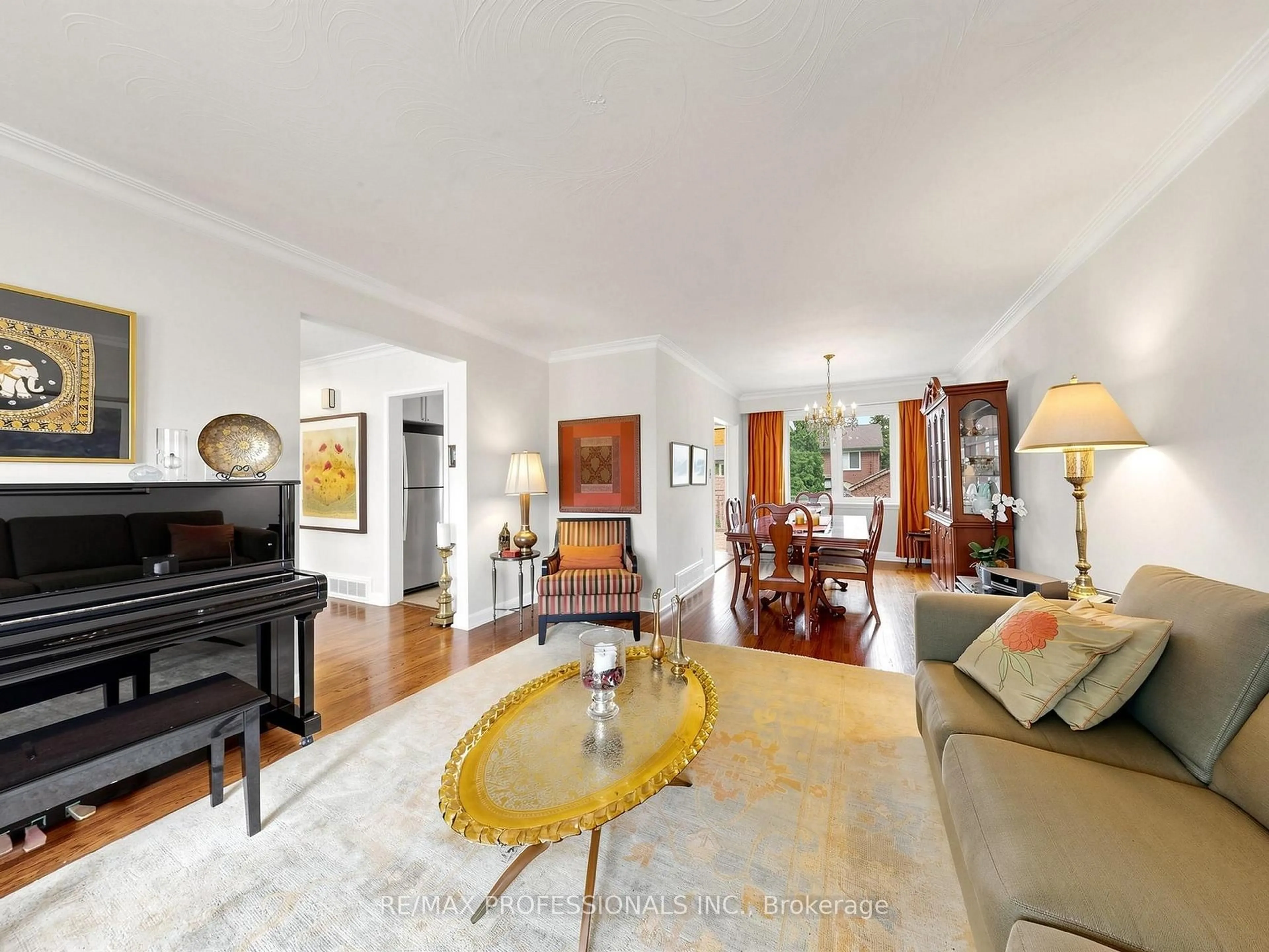 Living room with furniture, unknown for 24 Breadner Dr, Toronto Ontario M9R 3M4