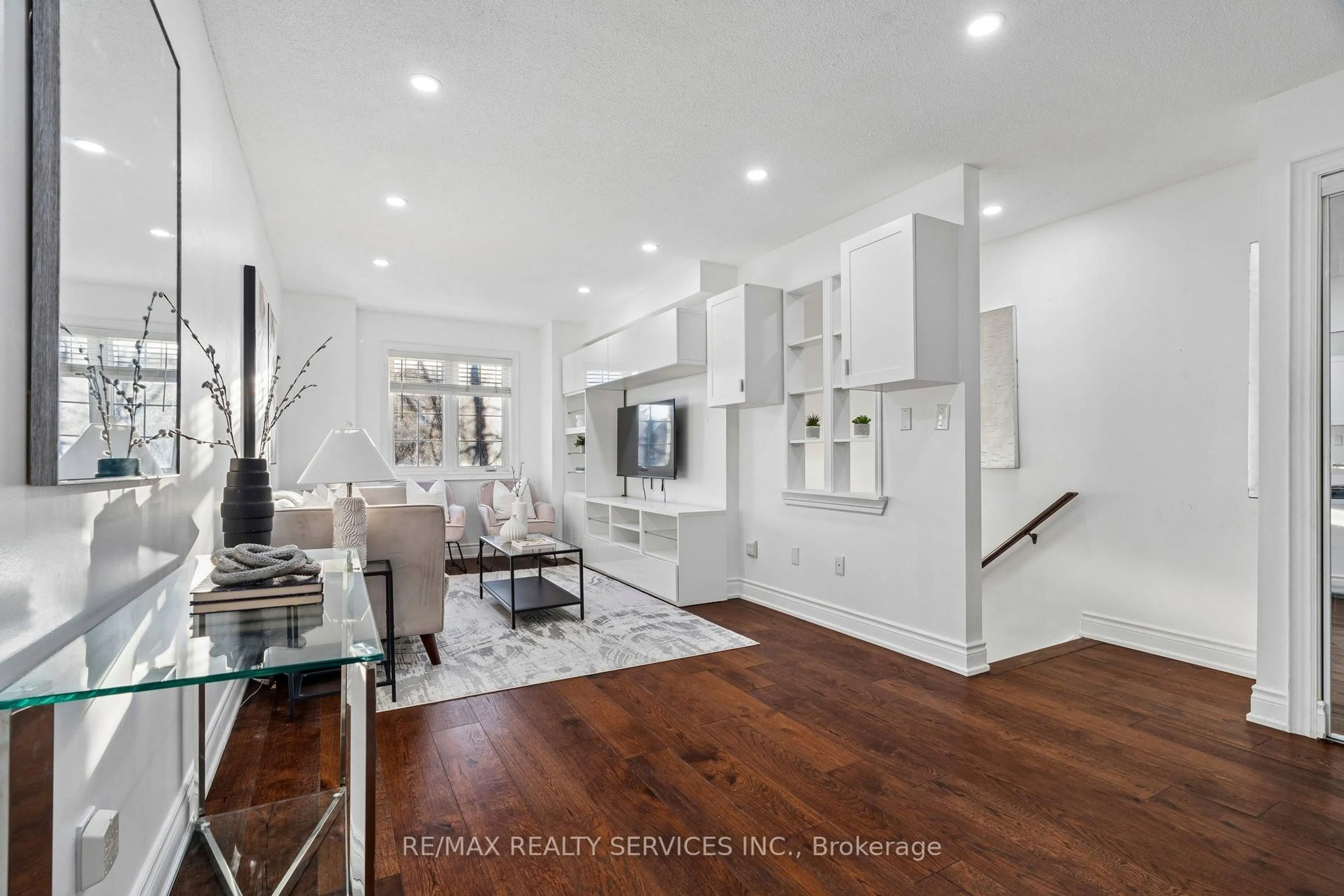 Unknown for 131 Charlton Settlement Ave, Toronto Ontario M6M 5L5