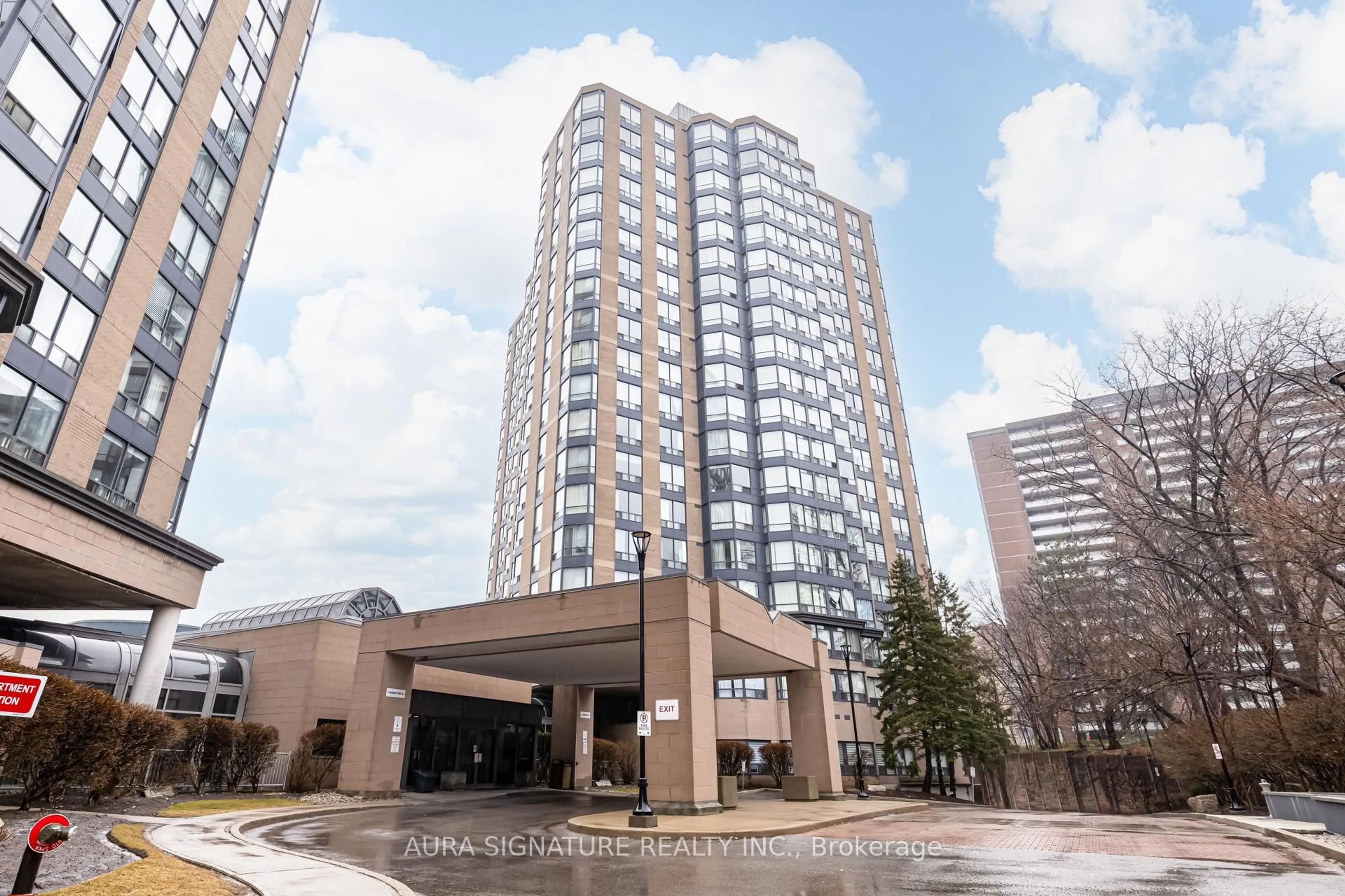 Unknown for 3 Hickory Tree Dr #1010, Toronto Ontario M9N 3W5