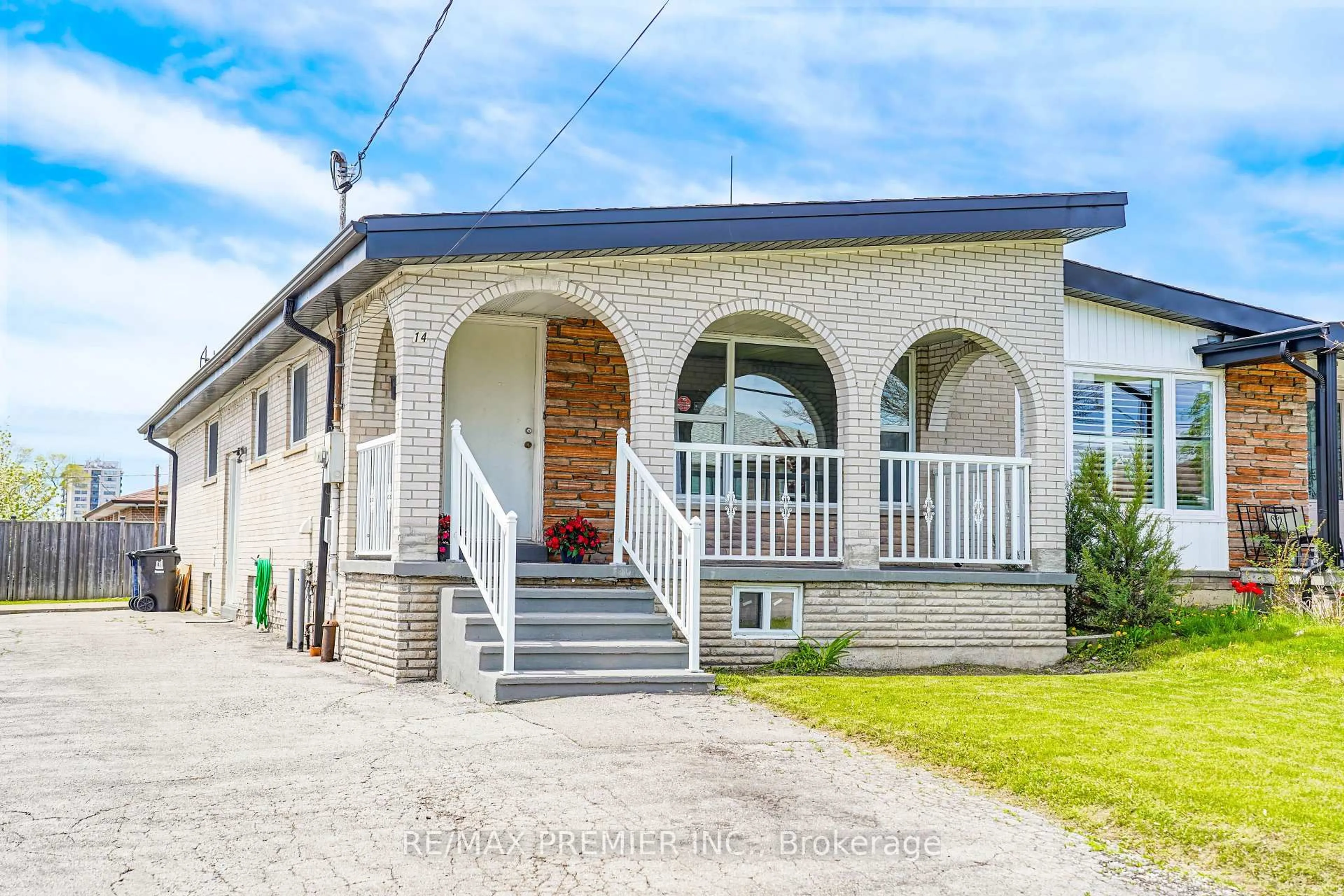 Unknown for 14 Yatescastle Dr, Toronto Ontario M3L 2B8