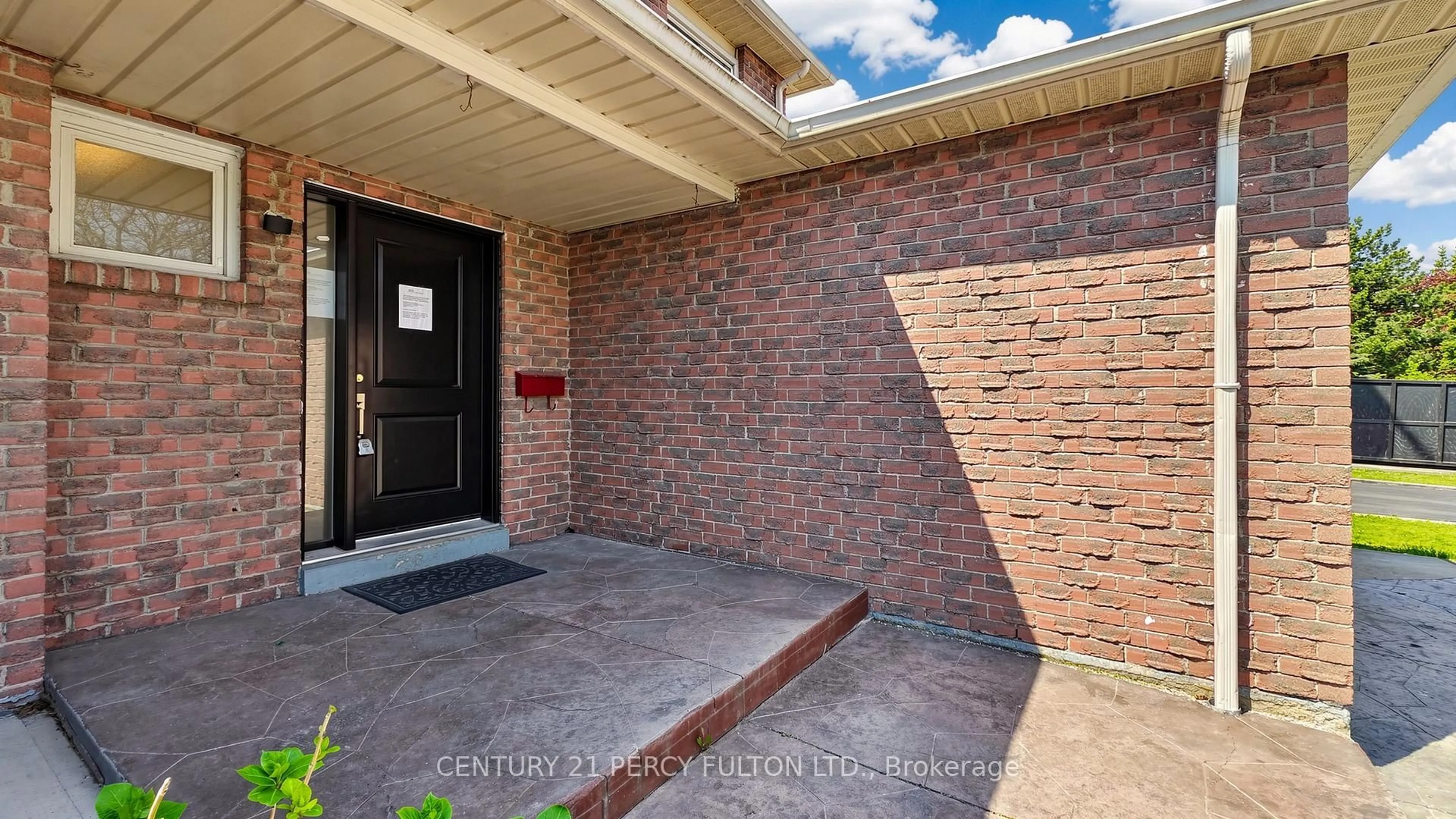 Unknown for 780 Galloway Cres, Mississauga Ontario L5C 3T9