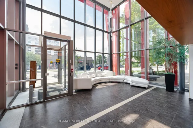 15 James Finlay Way #624, Toronto 3