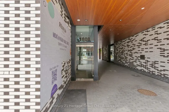 1808 St Clair Ave #216, Toronto 3