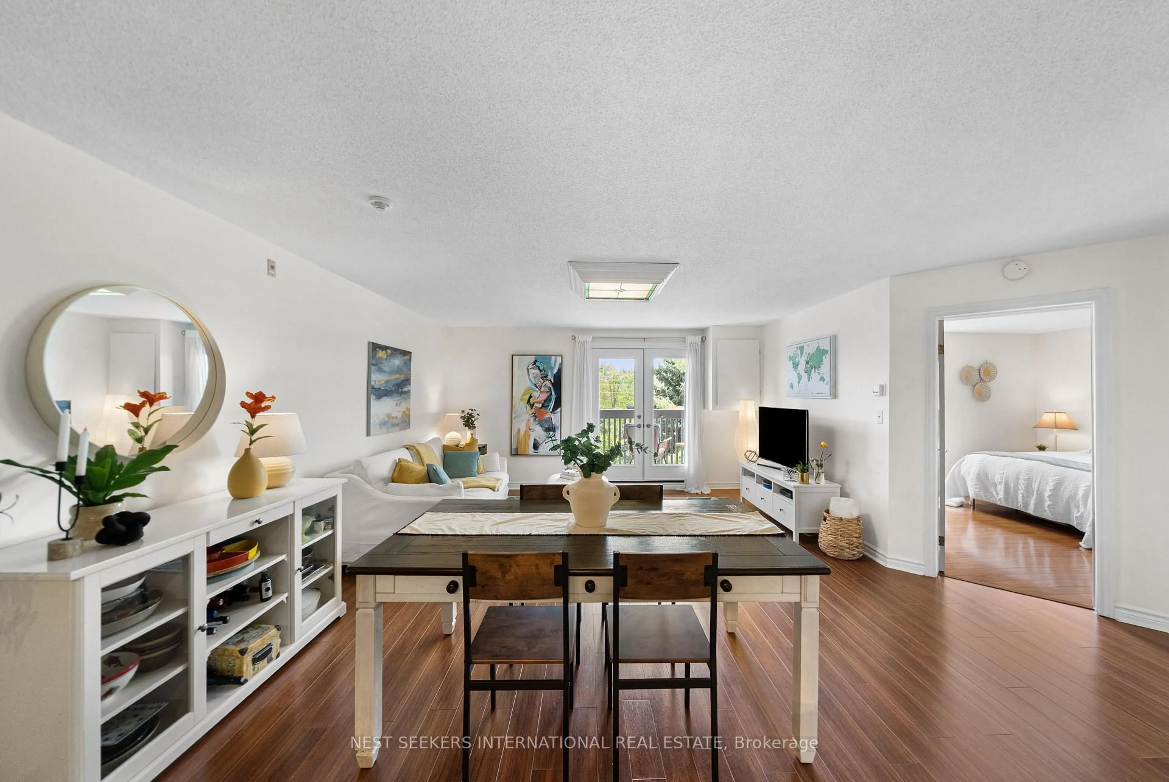 Unknown for 2020 Cleaver Ave #301, Burlington Ontario L7M 4C2