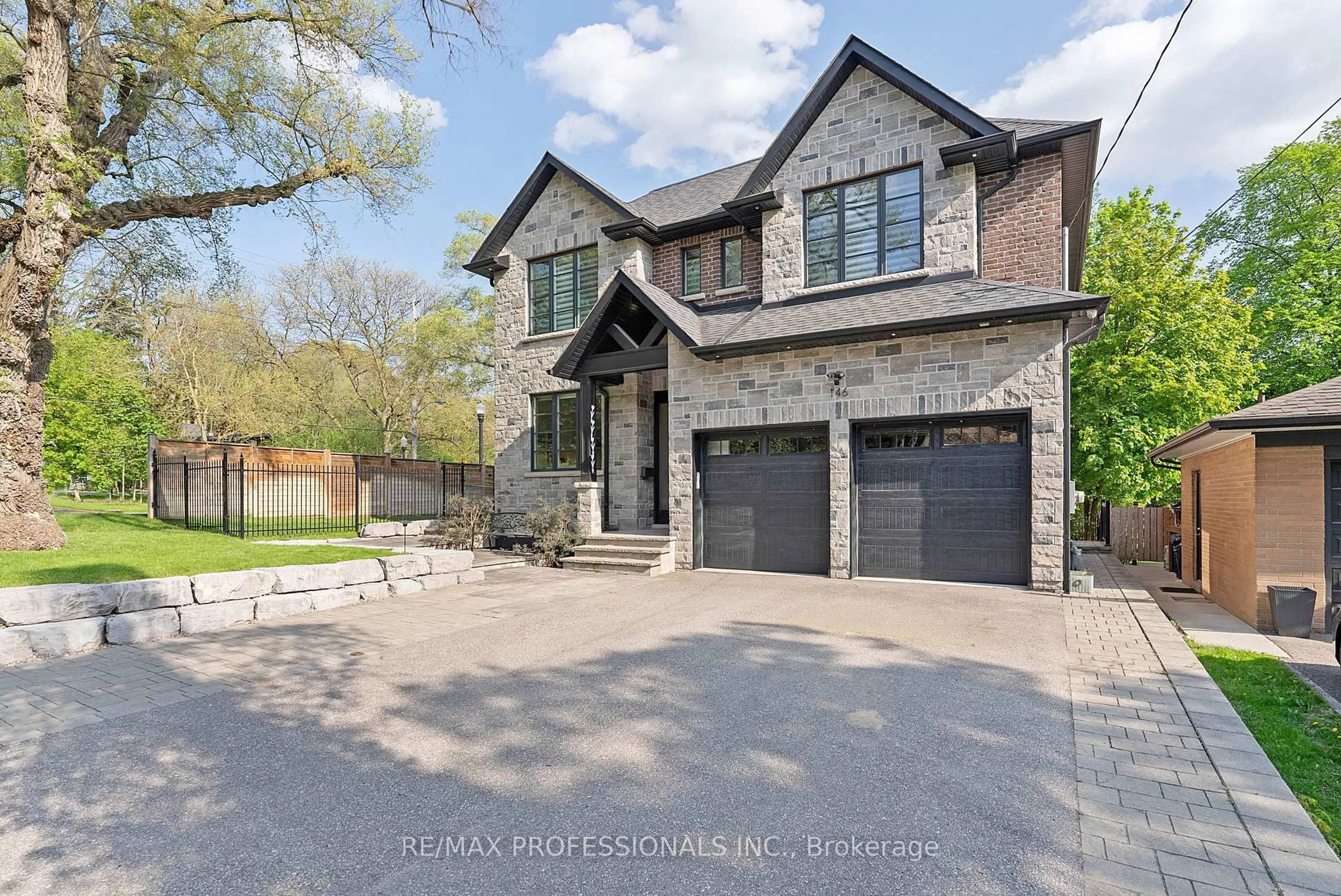 Home with brick exterior material, street for 146 Thompson Ave, Toronto Ontario M8Z 3V2