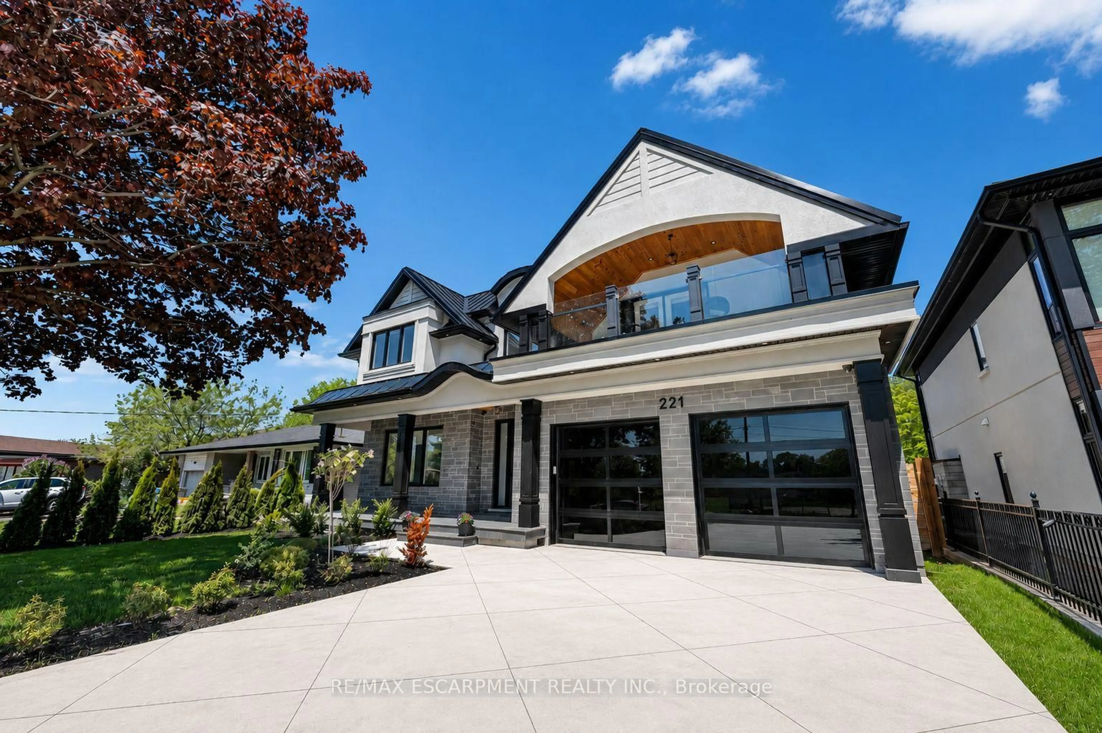 Home with brick exterior material, unknown for 221 Morden Rd, Oakville Ontario L6K 2S2
