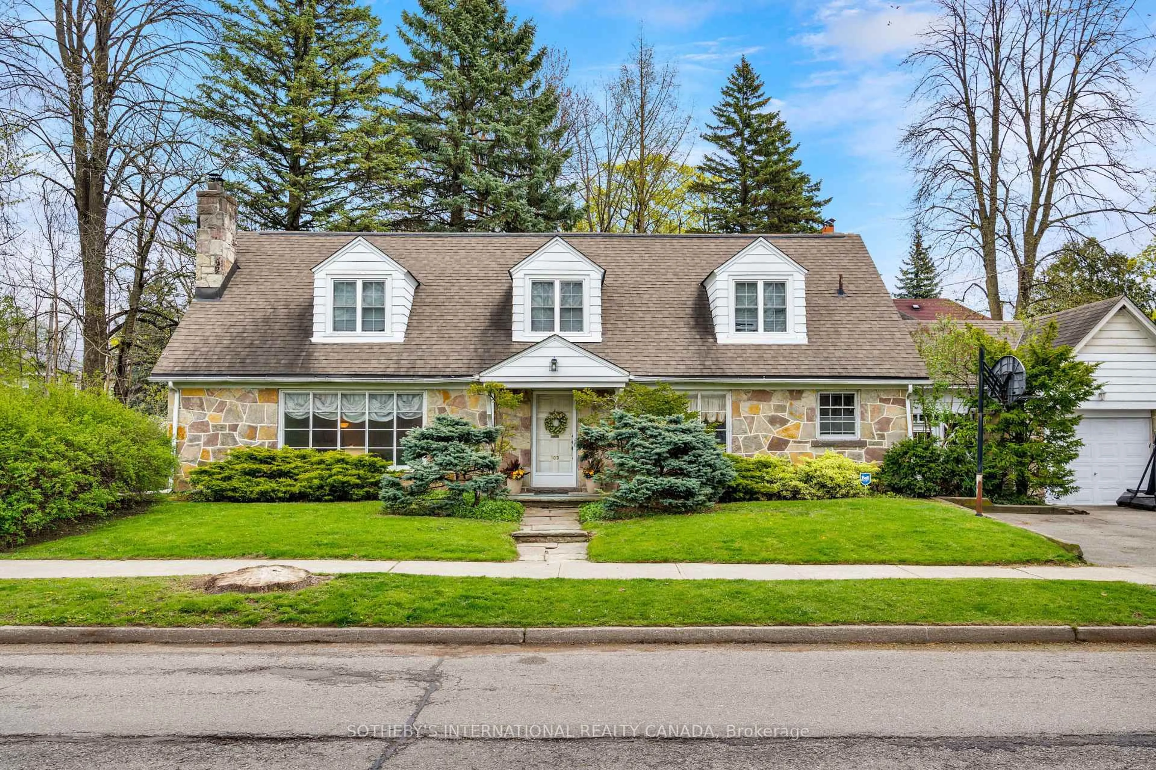Home with brick exterior material, street for 103 Willingdon Blvd, Toronto Ontario M8X 2H8