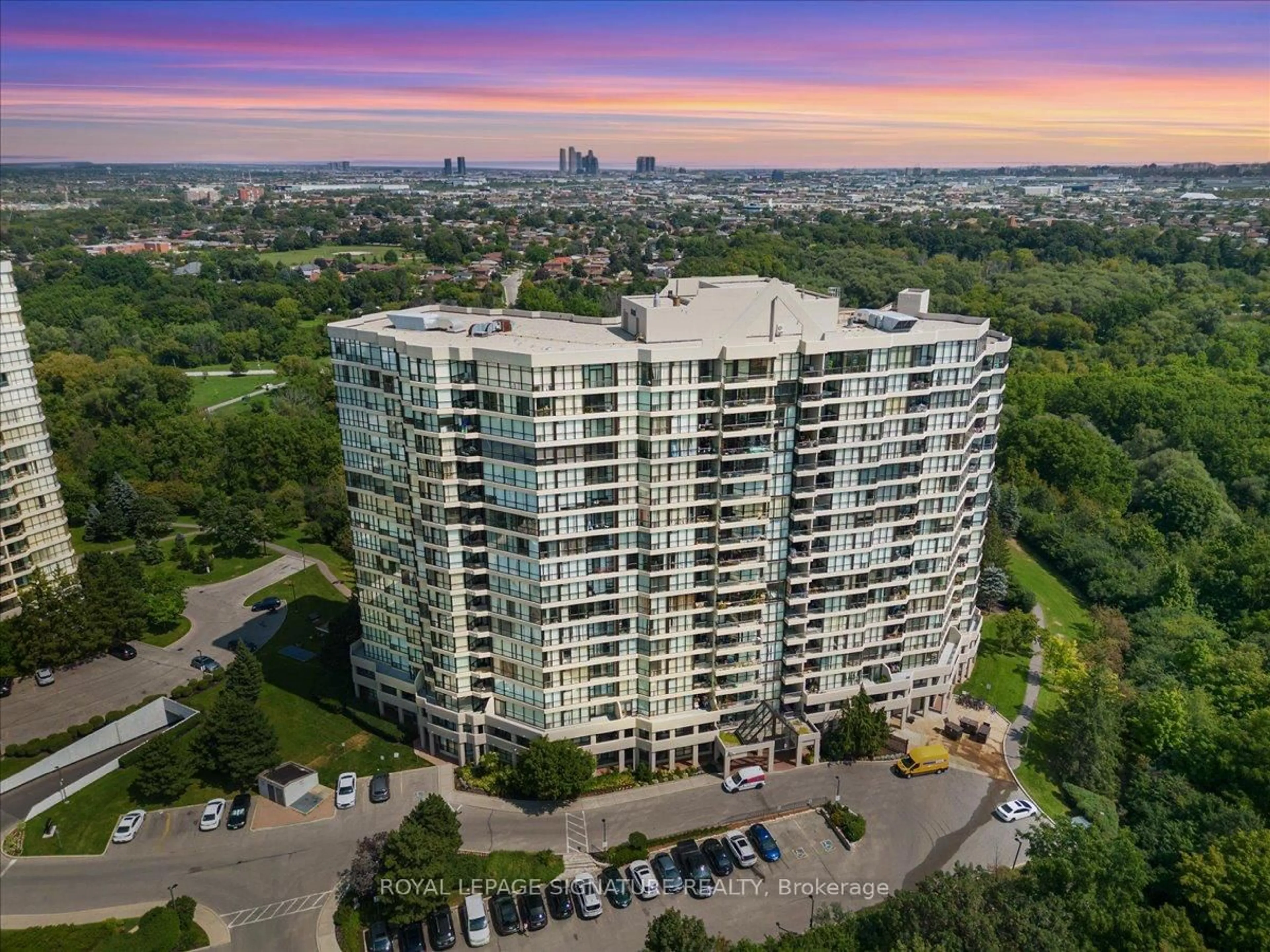 A pic from outside/outdoor area/front of a property/back of a property/a pic from drone, city buildings view from balcony for 5 Rowntree Rd #1006, Toronto Ontario M9V 5G9