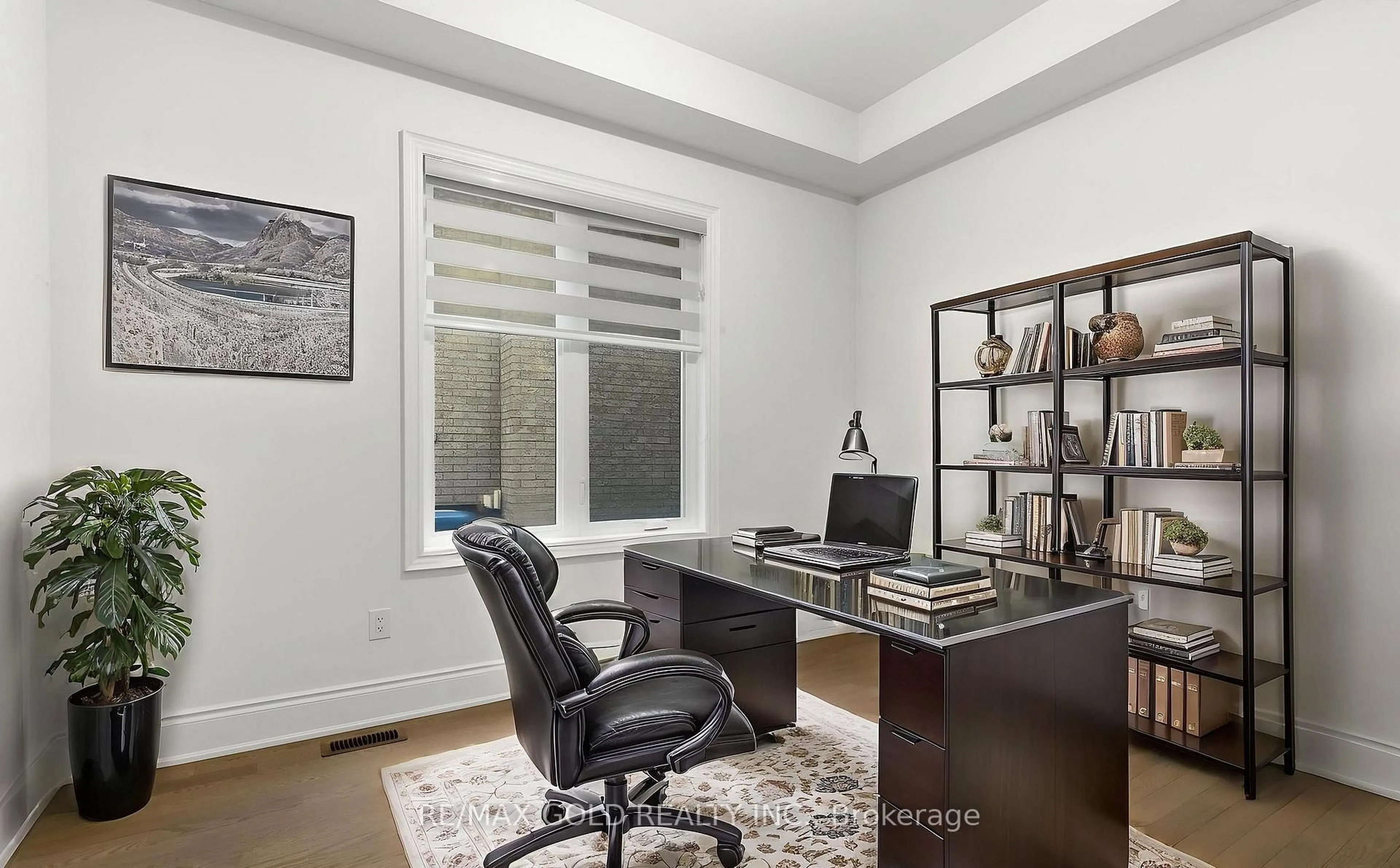 A pic of a room for 32 Dotchson Ave, Caledon Ontario L7C 4G6
