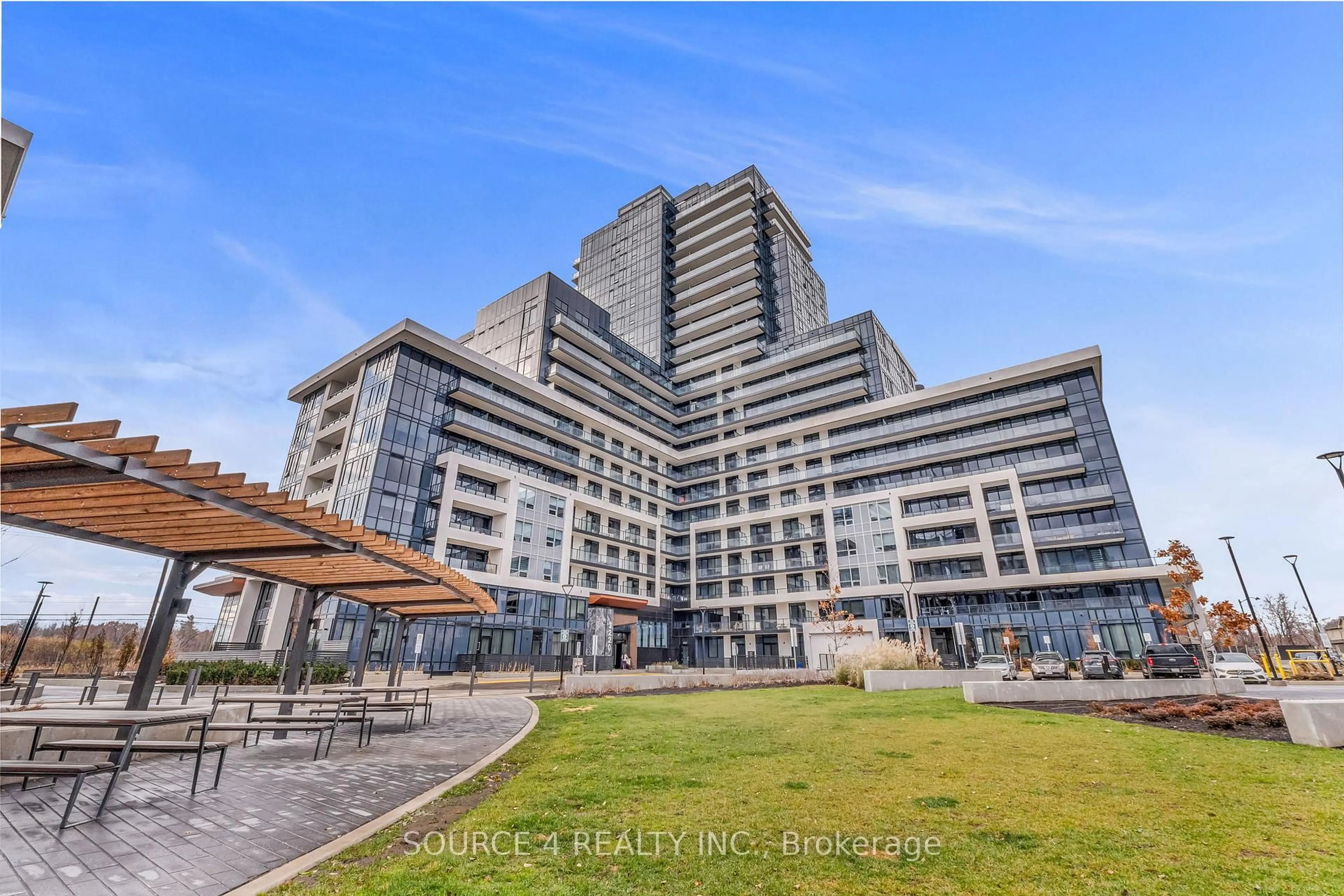 A pic from outside/outdoor area/front of a property/back of a property/a pic from drone, building for 3220 William Coltson Ave #102, Oakville Ontario L6H 7X9