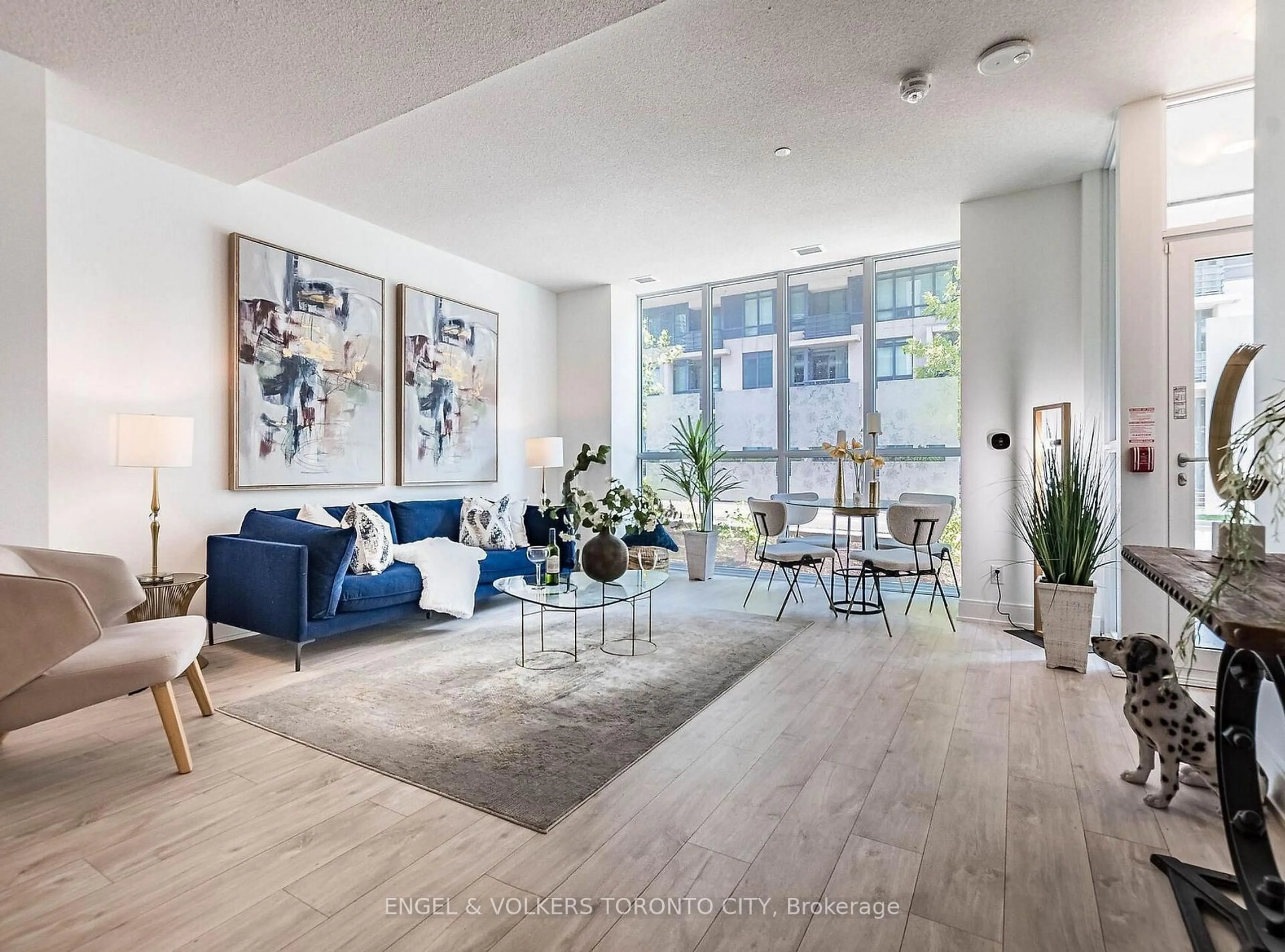 Living room with furniture, unknown for 70 Annie Craig Dr #TH104, Toronto Ontario M8V 0C4