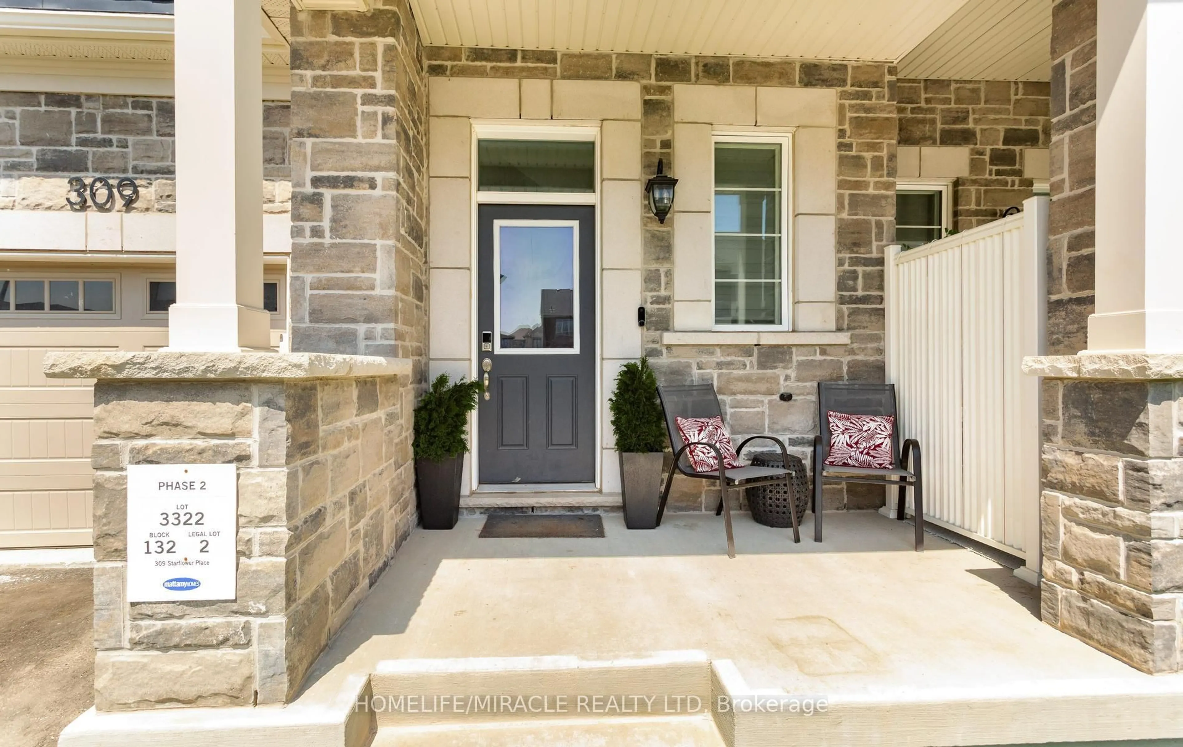 Patio, street for 309 Starflower Pl, Milton Ontario L9E 1Y3