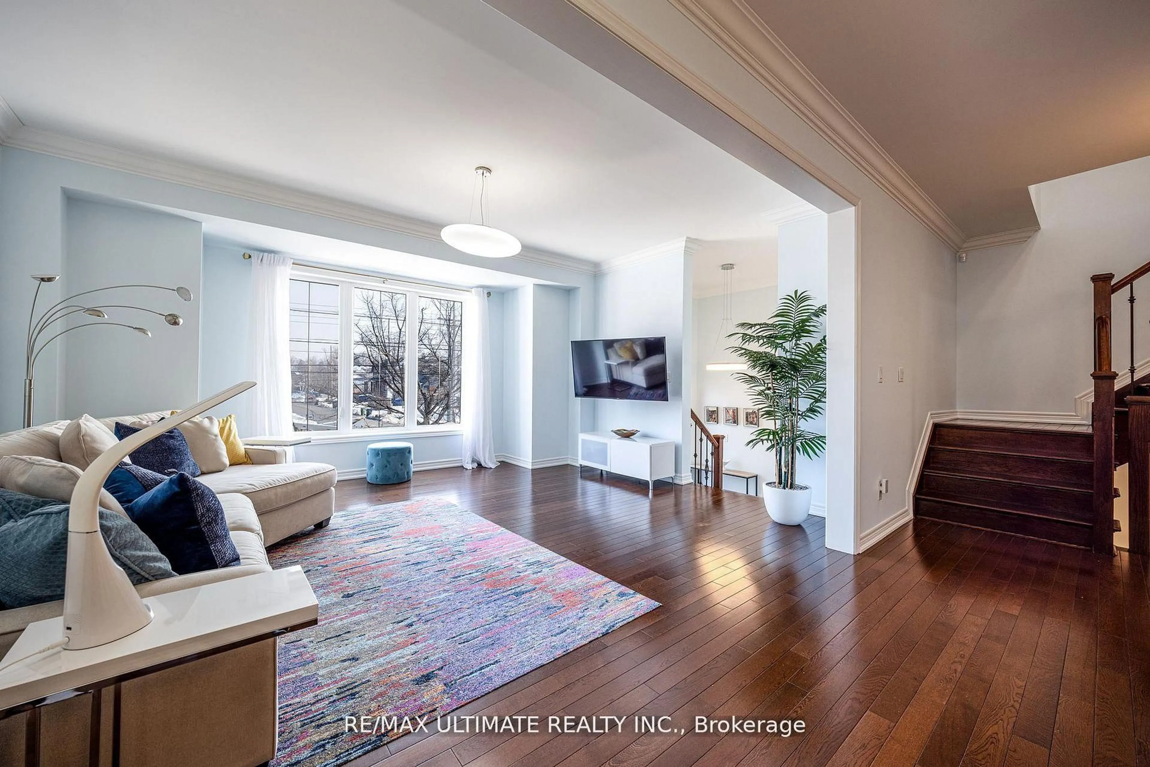 Living room with furniture, unknown for 1160 Islington Ave, Toronto Ontario M8Z 4S7