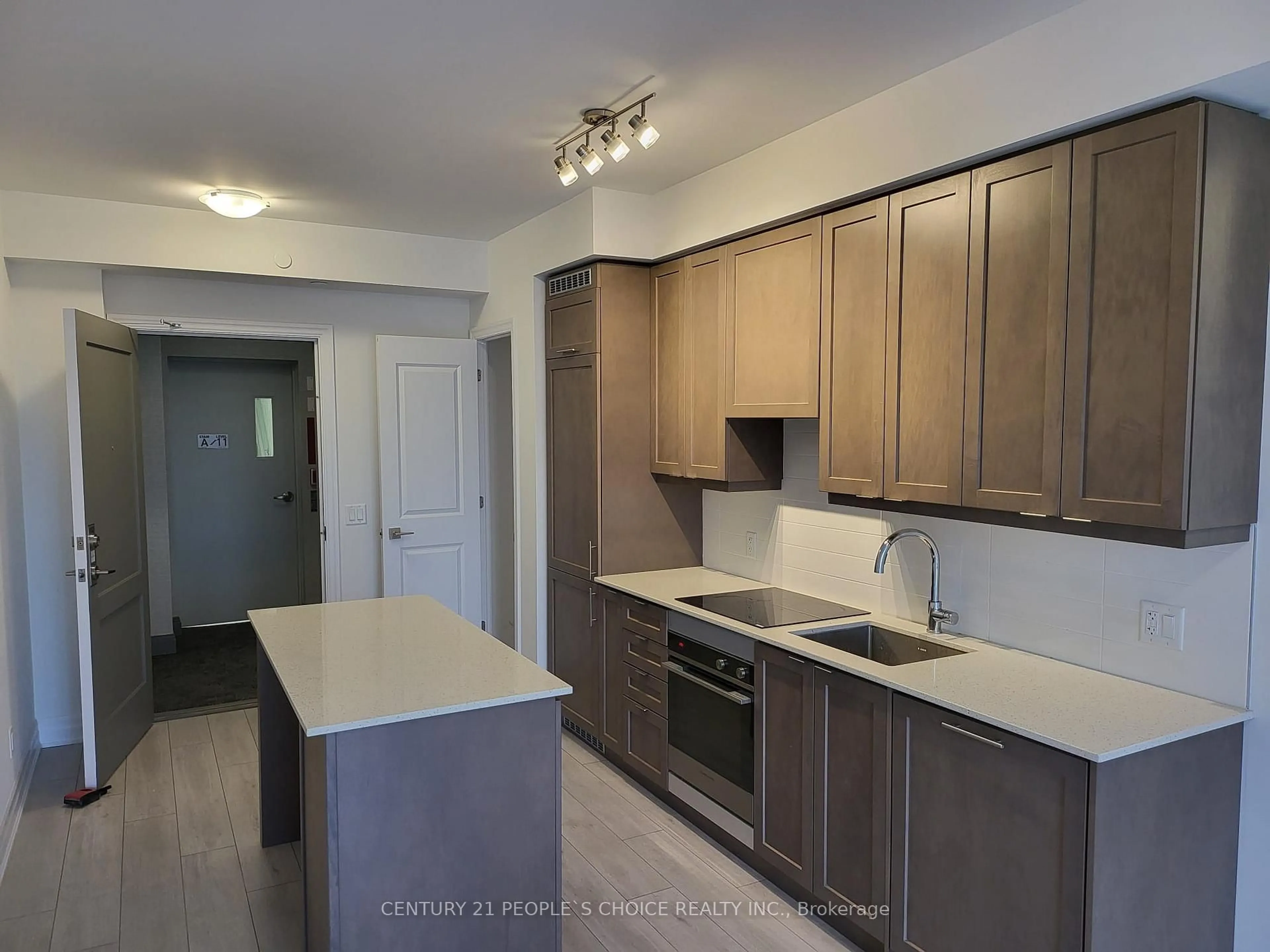 Unknown for 30 Elm Dr #1102, Mississauga Ontario L5B 1L9