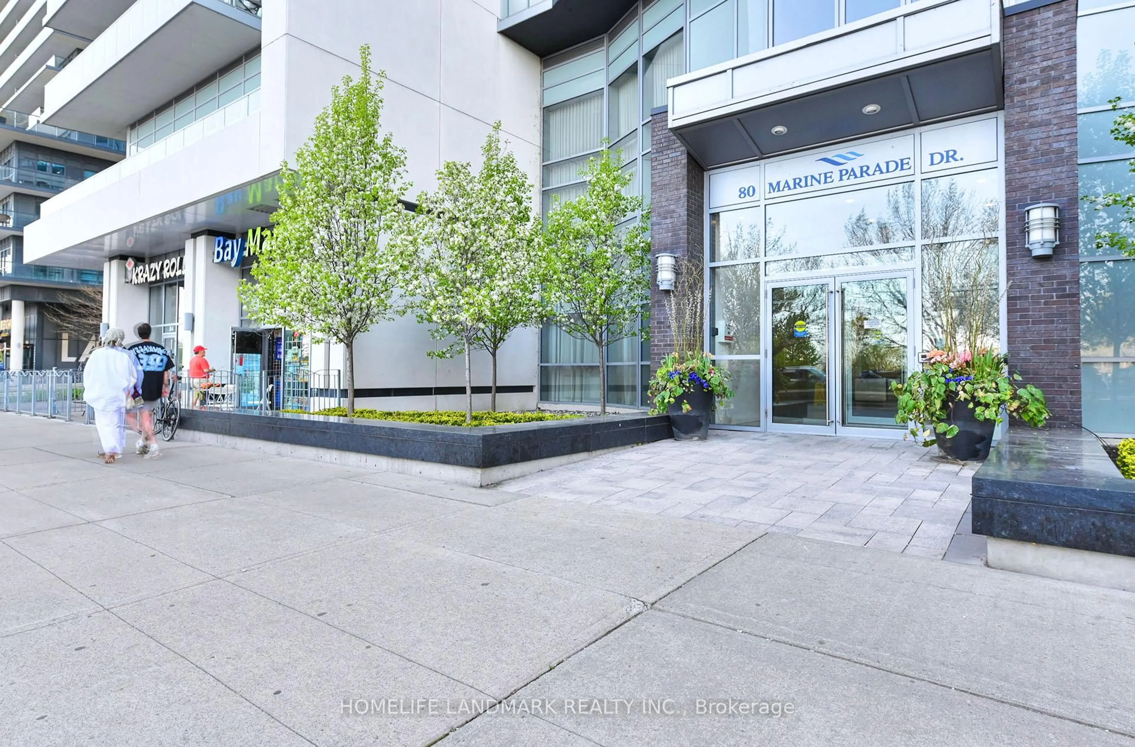 Indoor foyer for 80 Marine Parade Dr #227, Toronto Ontario M8V 0A3