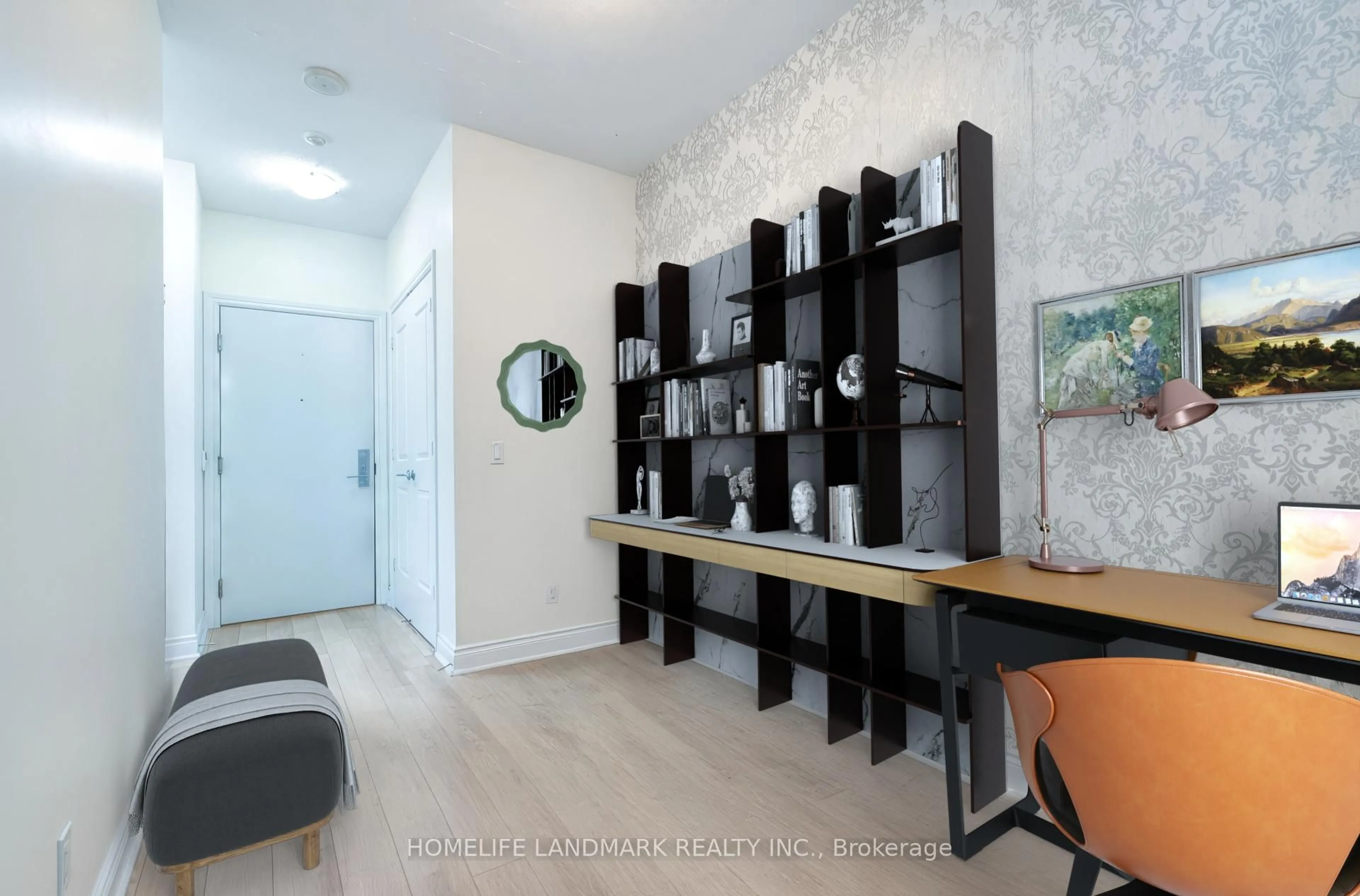 Indoor entryway for 80 Marine Parade Dr #227, Toronto Ontario M8V 0A3