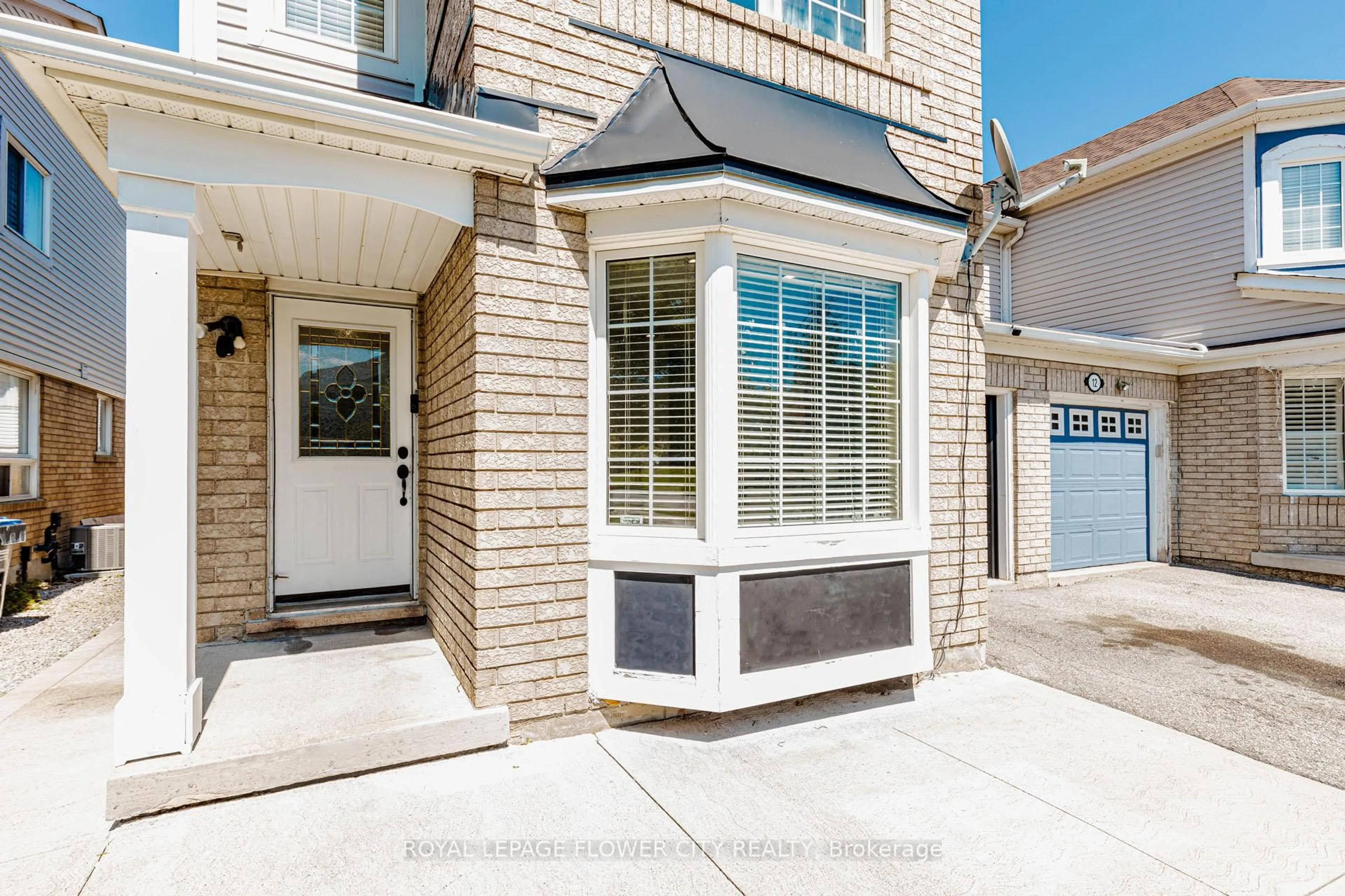 Unknown for 10 Vista Green Cres, Brampton Ontario L7A 2S3