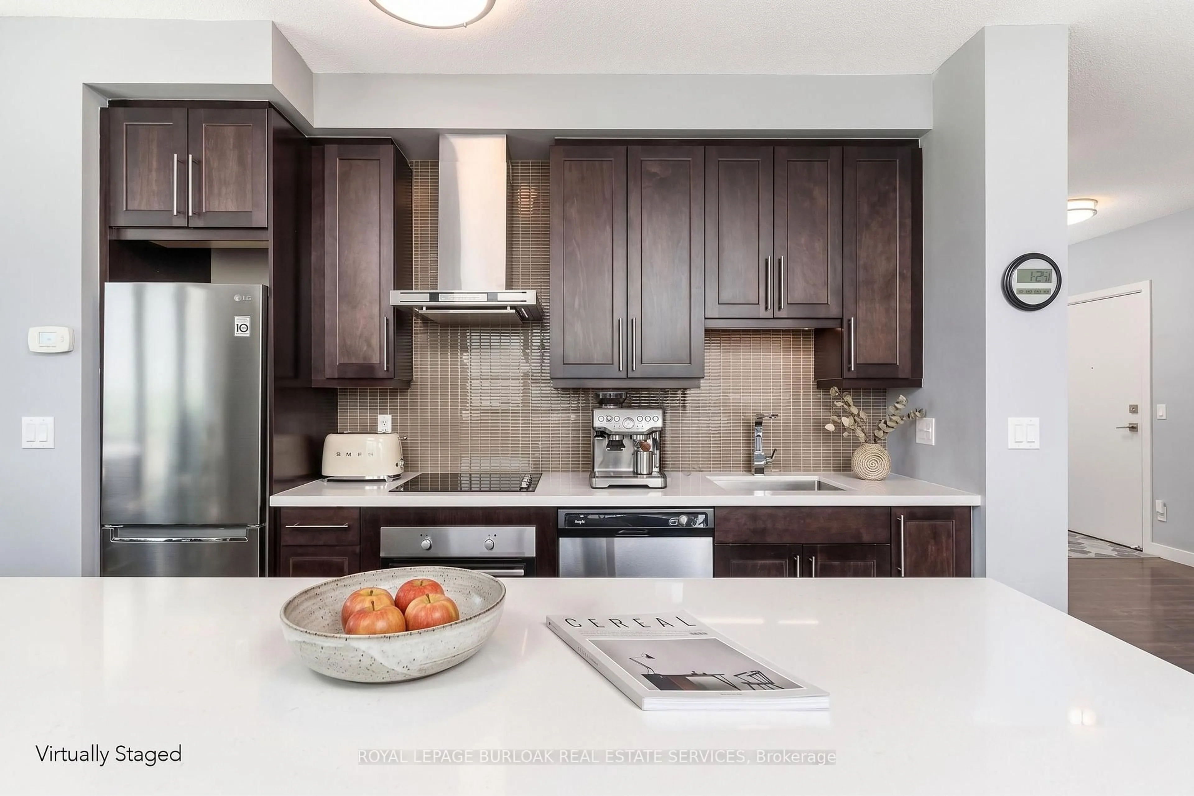 Contemporary kitchen, ceramic/tile floor for 2081 Fairview St #1201, Burlington Ontario L7R 0E4