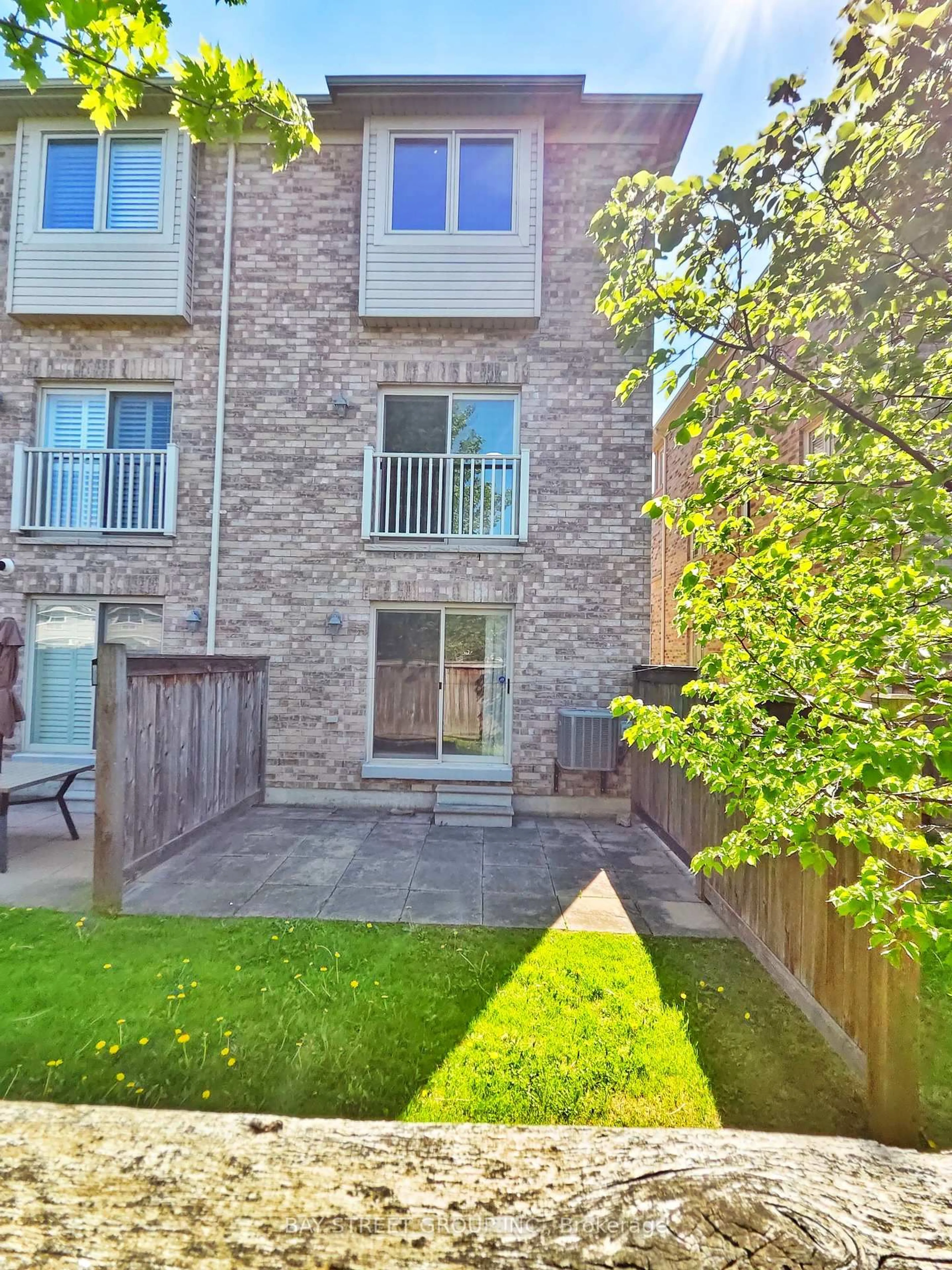Patio, street for 6625 Falconer Dr #51, Mississauga Ontario L5N 0C7