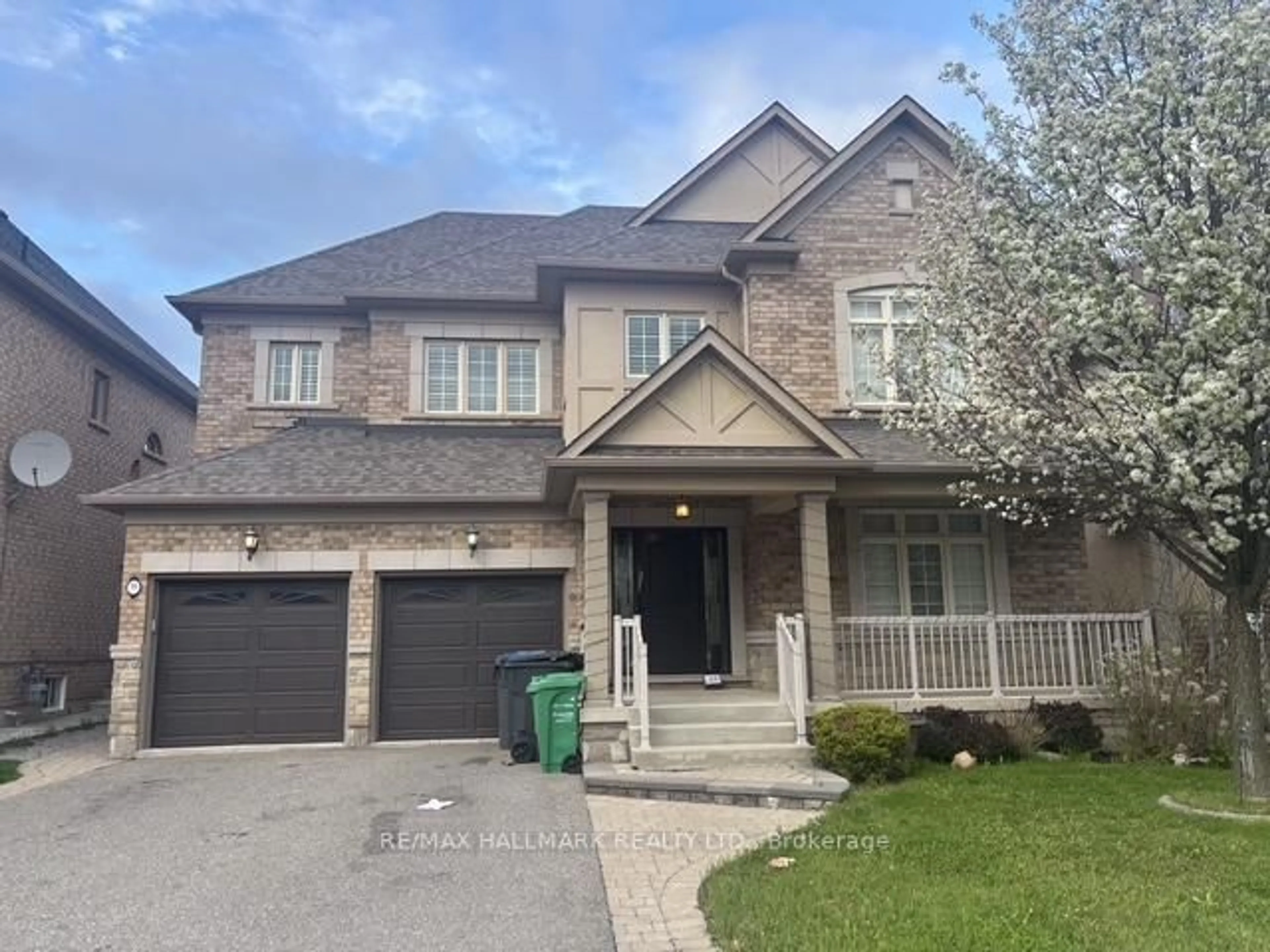 Home with brick exterior material, street for 99 Royal West Dr, Brampton Ontario L6X 0Z8