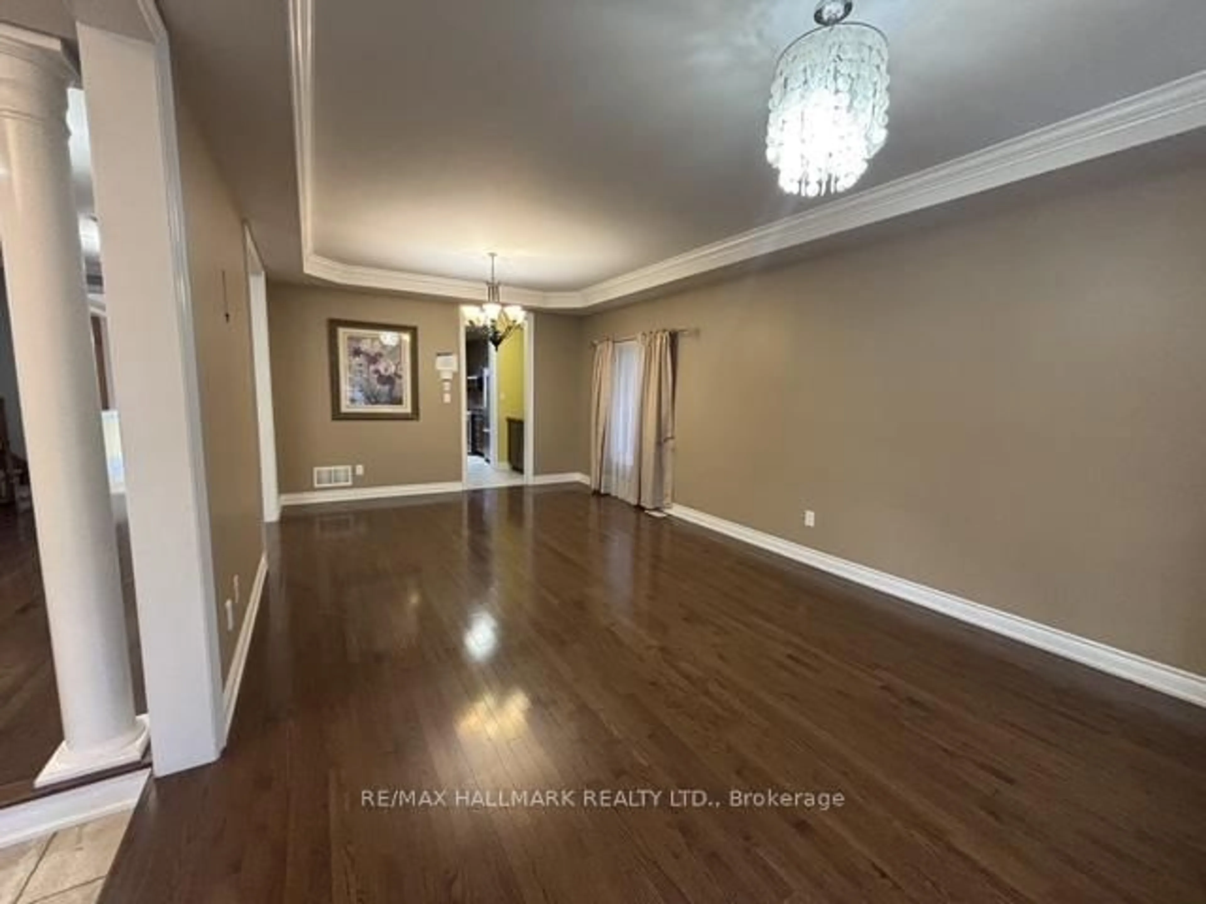 A pic of a room for 99 Royal West Dr, Brampton Ontario L6X 0Z8