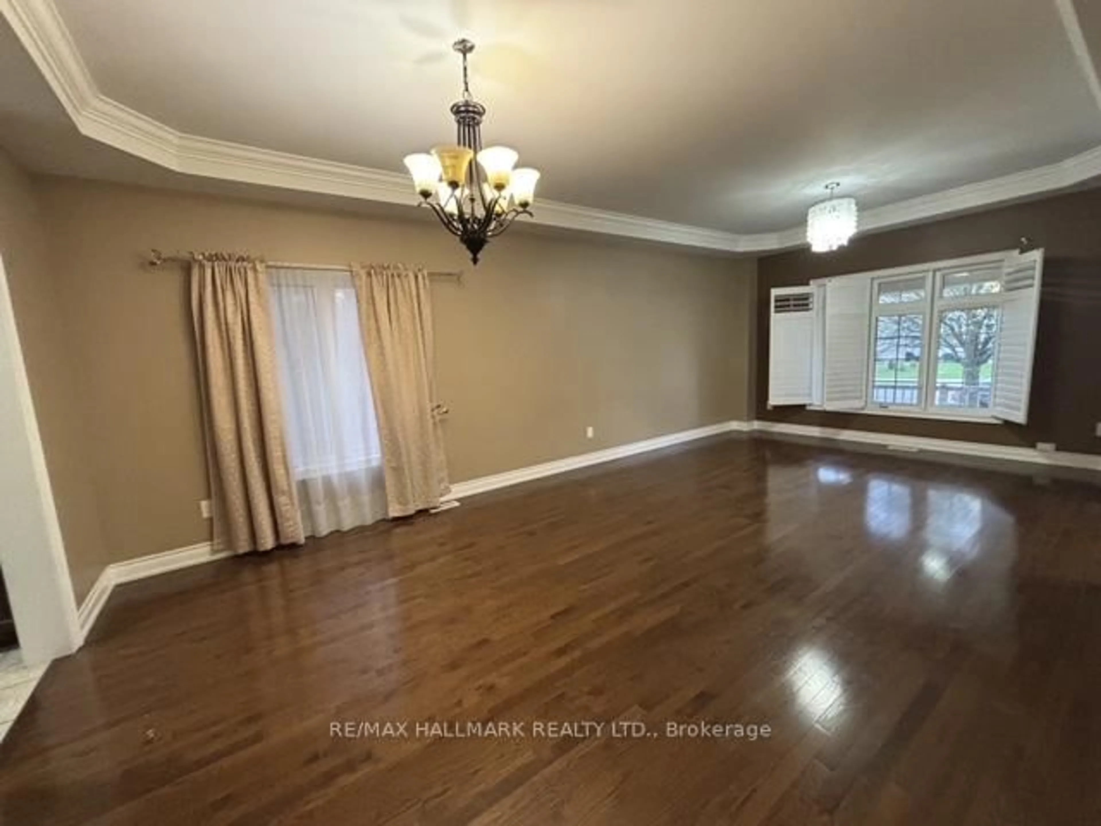 A pic of a room for 99 Royal West Dr, Brampton Ontario L6X 0Z8