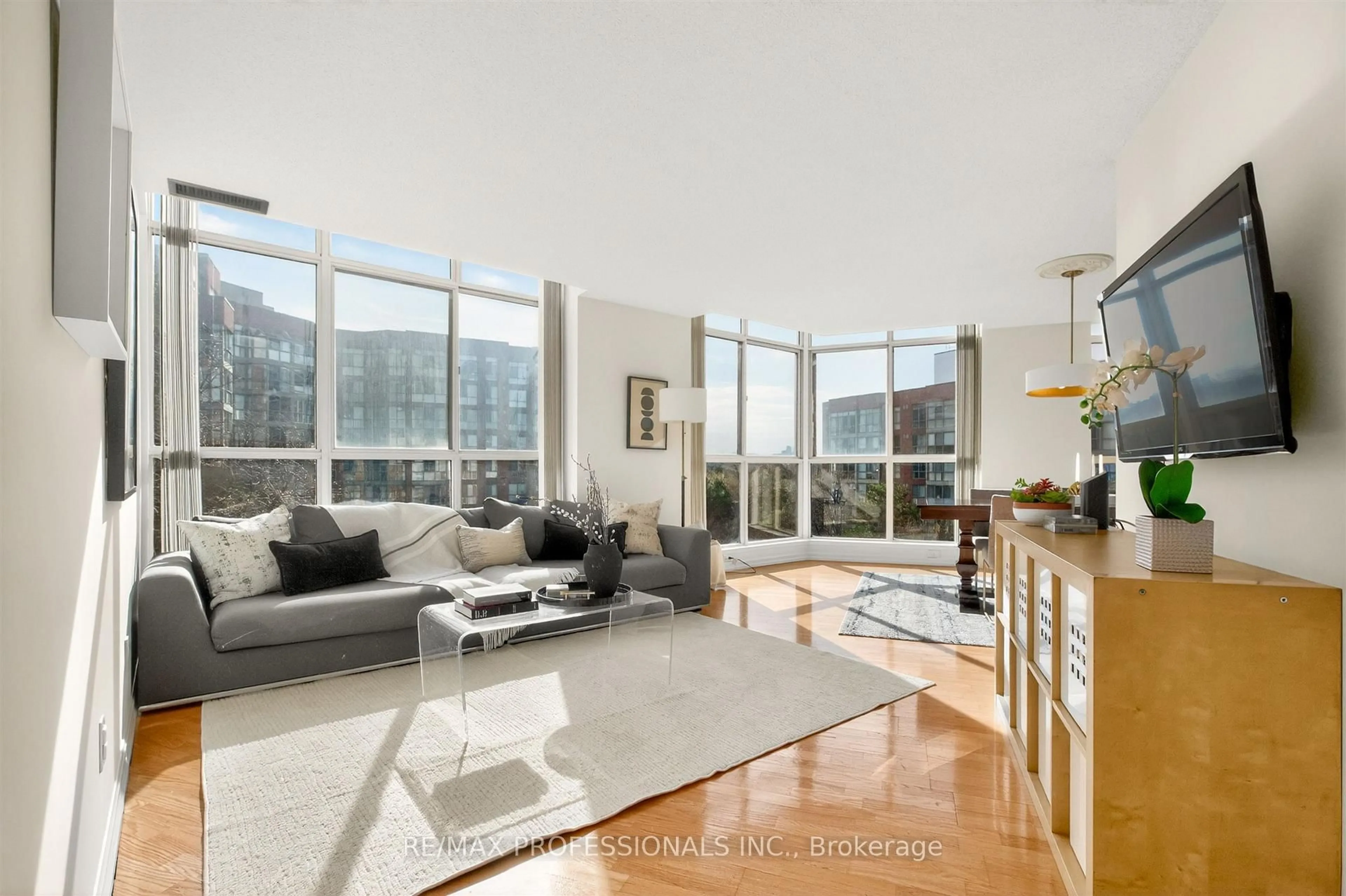 Living room with furniture, unknown for 20 Southport St #620, Toronto Ontario M6S 4Y8