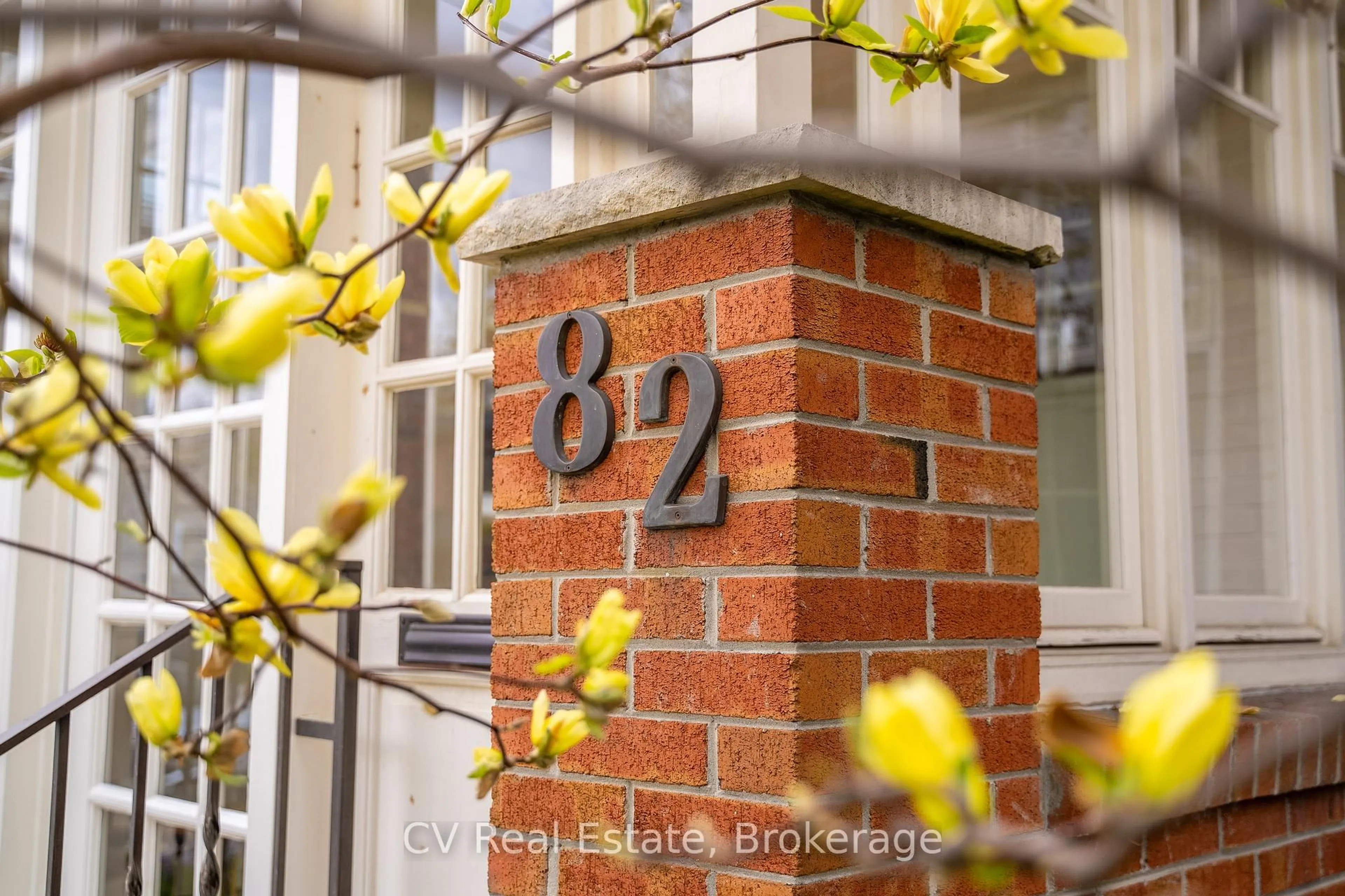 Unknown for 82 Sellers Ave, Toronto Ontario M6E 3T6