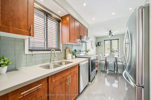 17 Histon Cres, Brampton 5