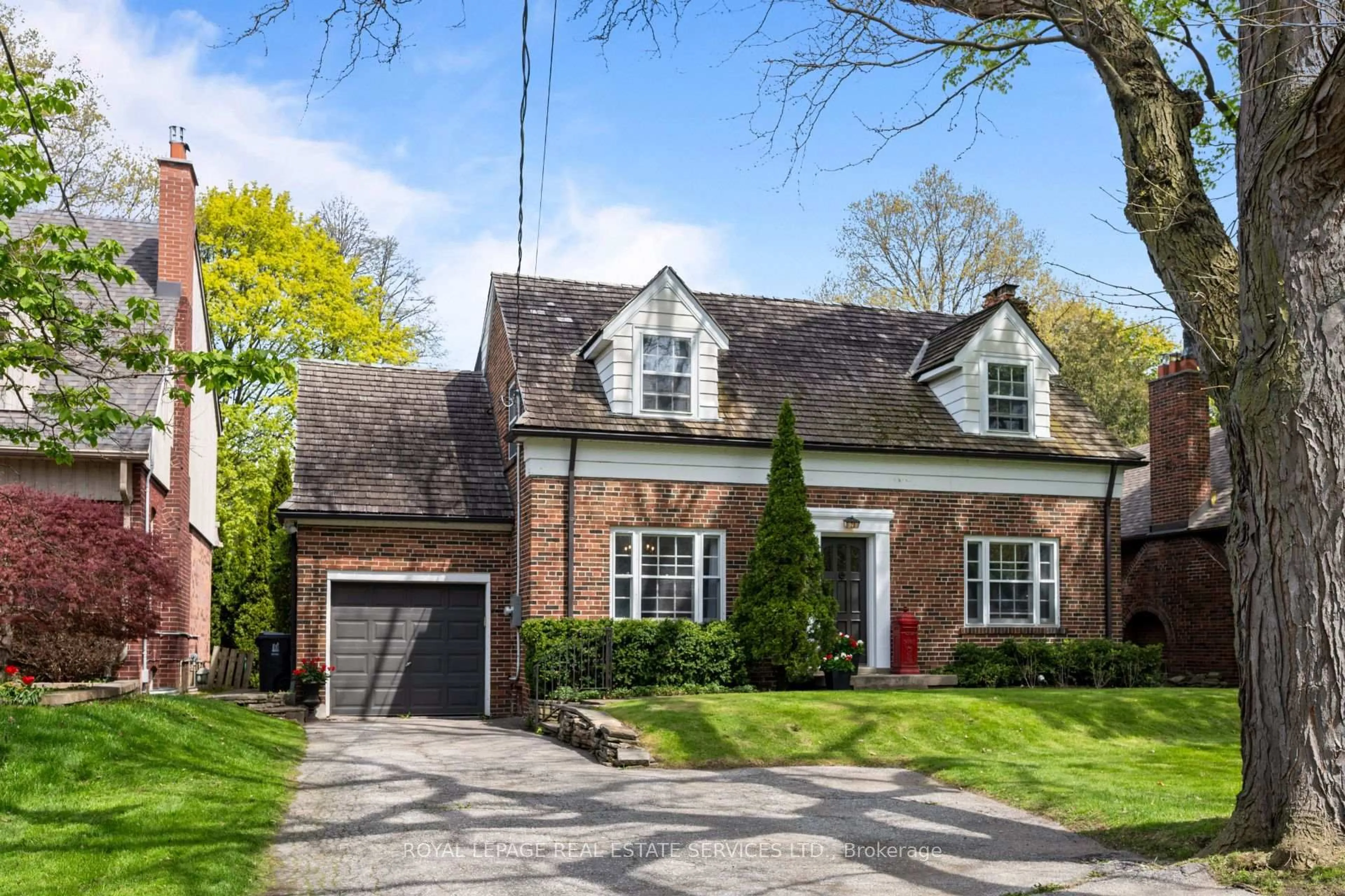 Home with brick exterior material, street for 28 Holloway Rd, Toronto Ontario M9A 1G1