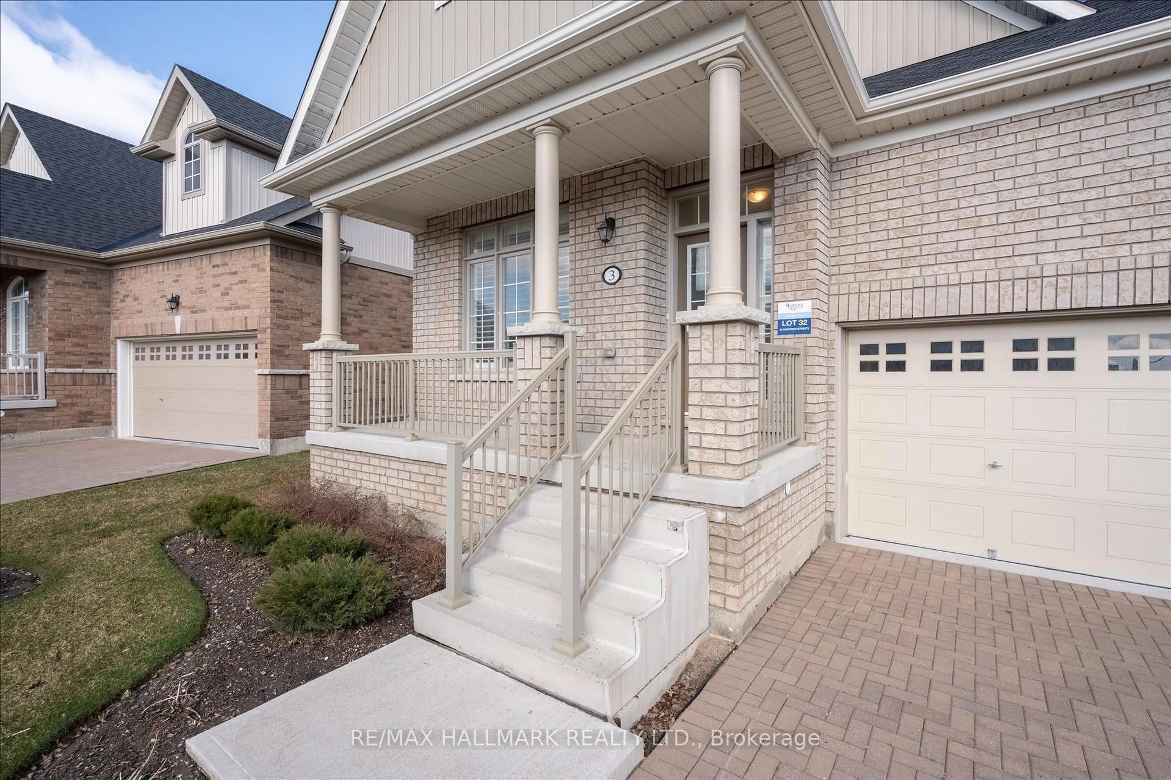 Unknown for 3 Gumtree St, Brampton Ontario L6R 4C7