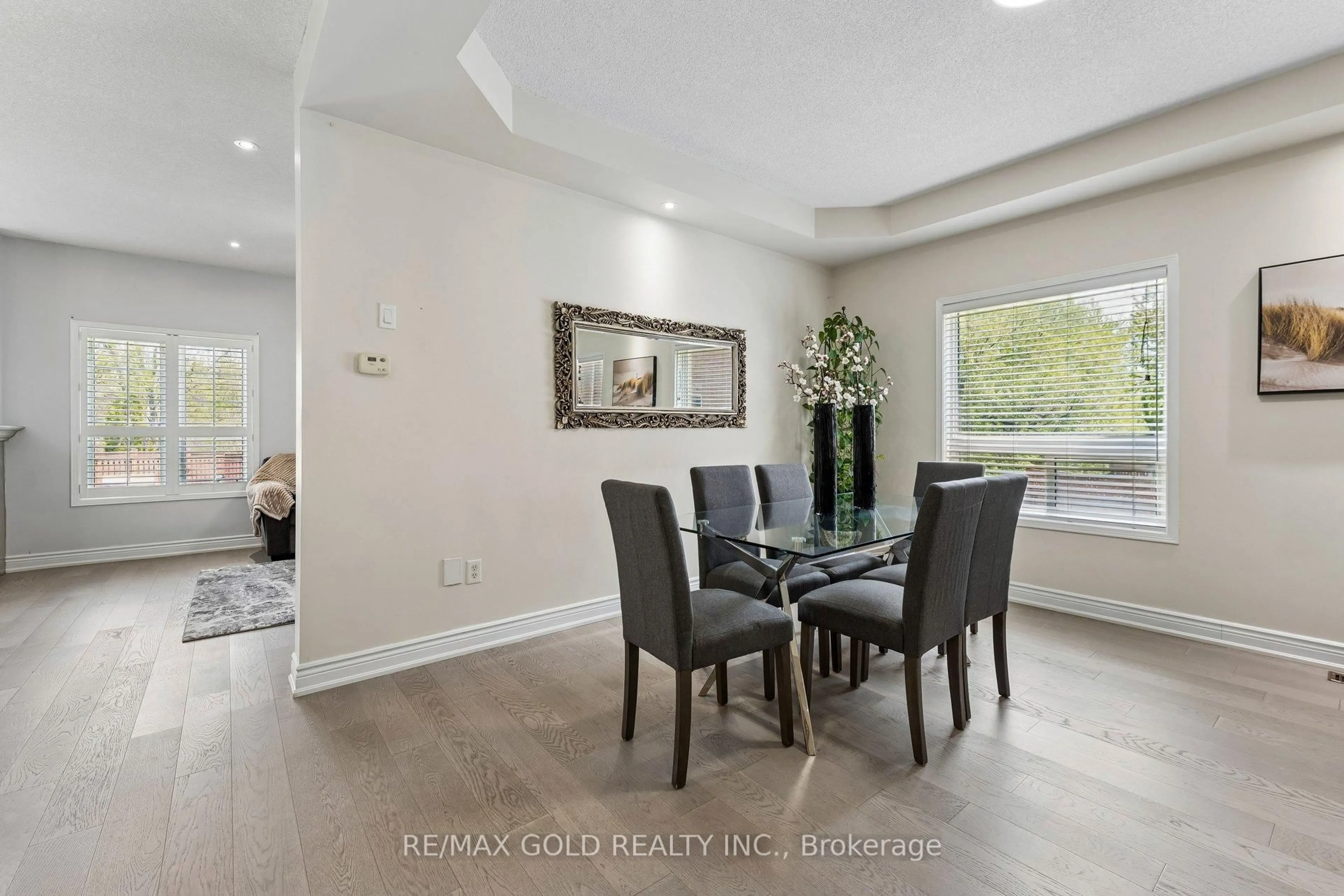Dining room, unknown for 74 Avalanche Cres, Brampton Ontario L6P 1L8