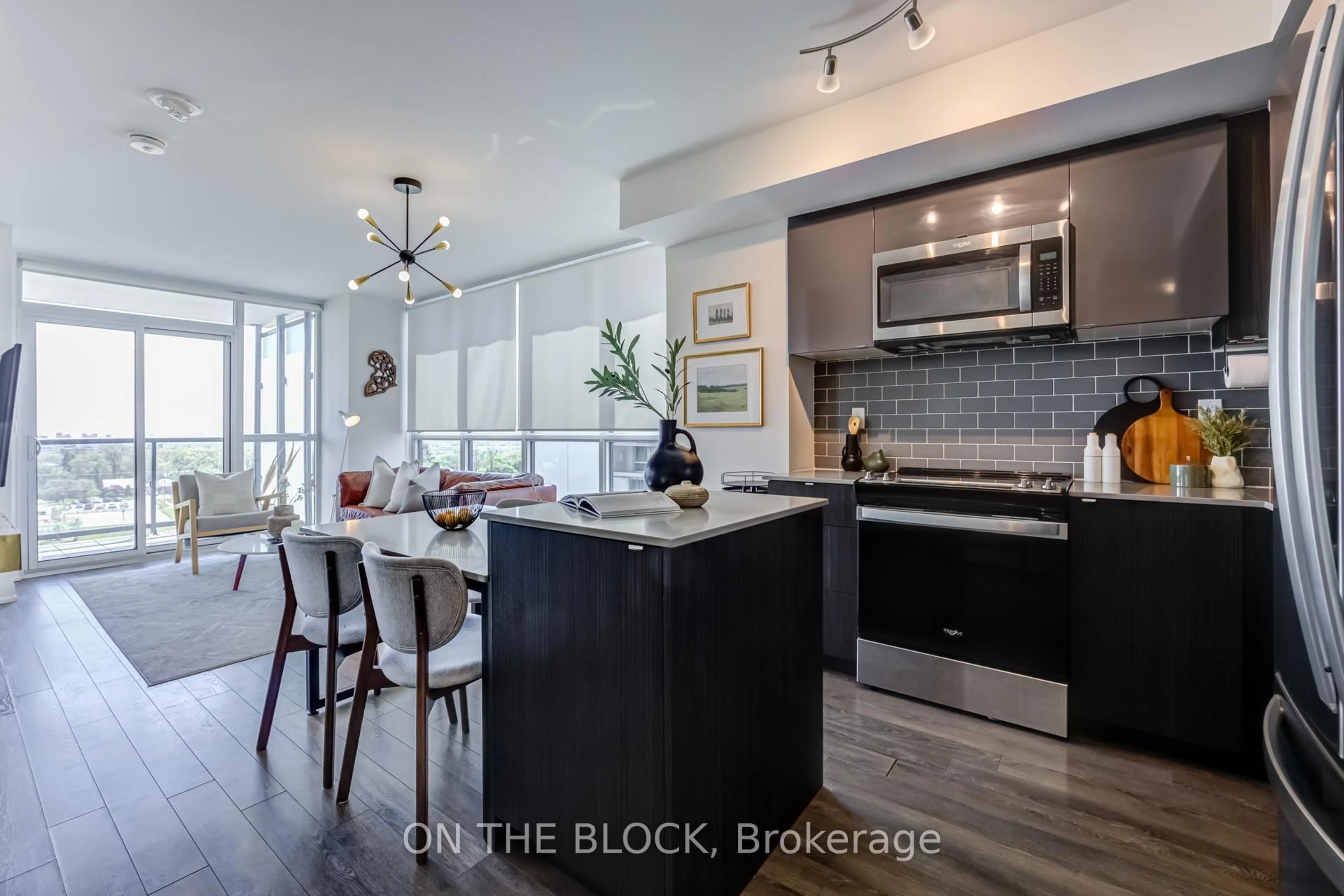 Open concept kitchen, ceramic/tile floor for 1461 Lawrence Ave #810, Toronto Ontario M6L 0A6