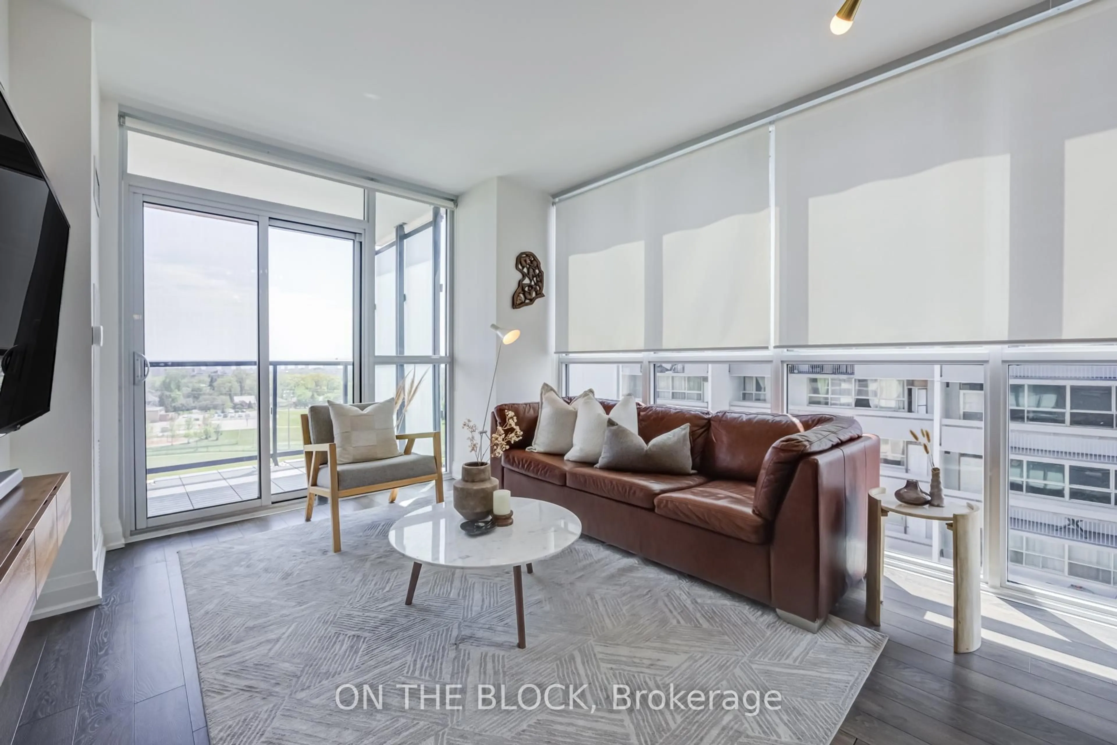 Living room with furniture, unknown for 1461 Lawrence Ave #810, Toronto Ontario M6L 0A6