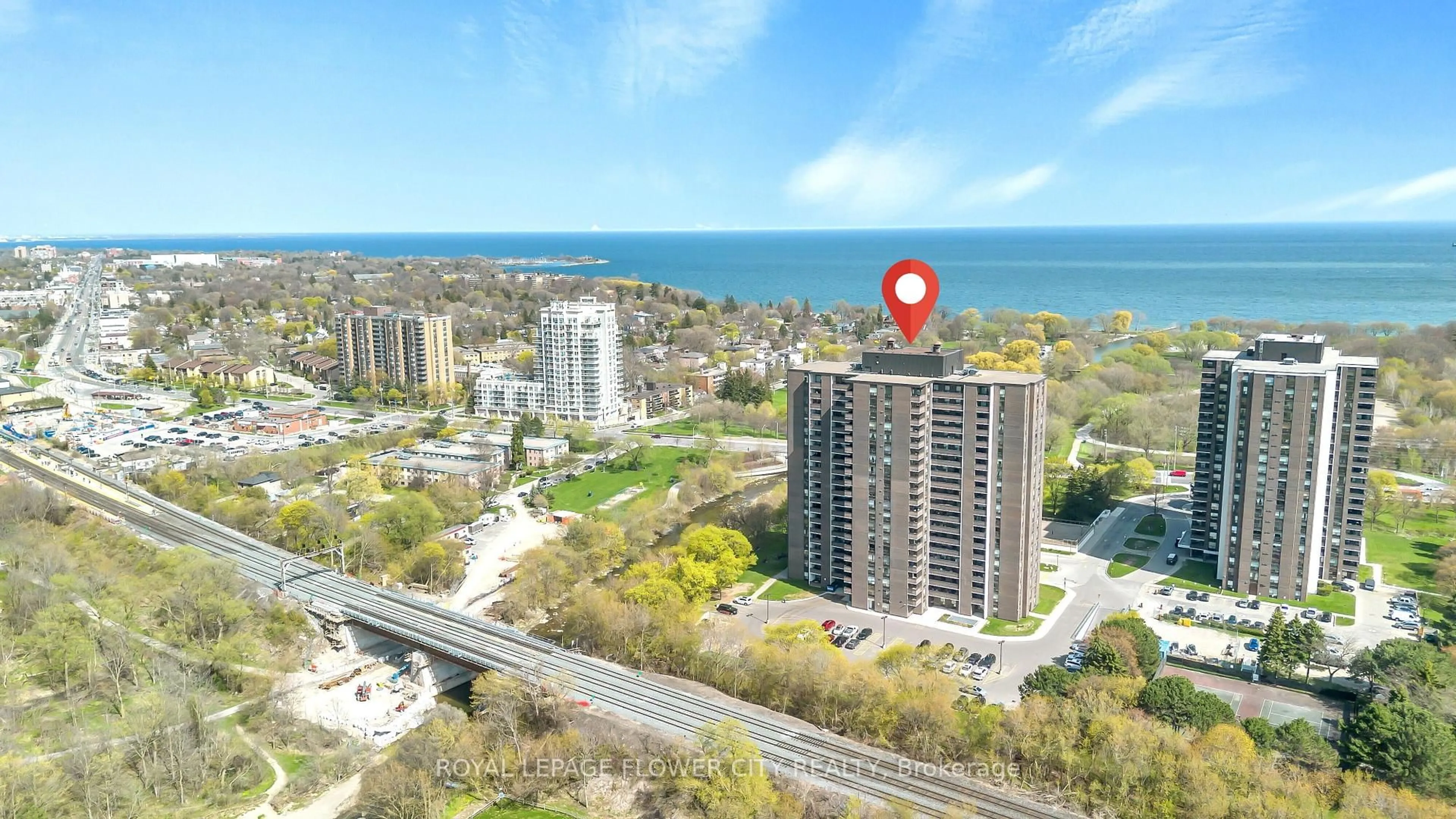 A pic from outside/outdoor area/front of a property/back of a property/a pic from drone, city buildings view from balcony for 1535 Lakeshore Rd #305, Mississauga Ontario L5E 3E2