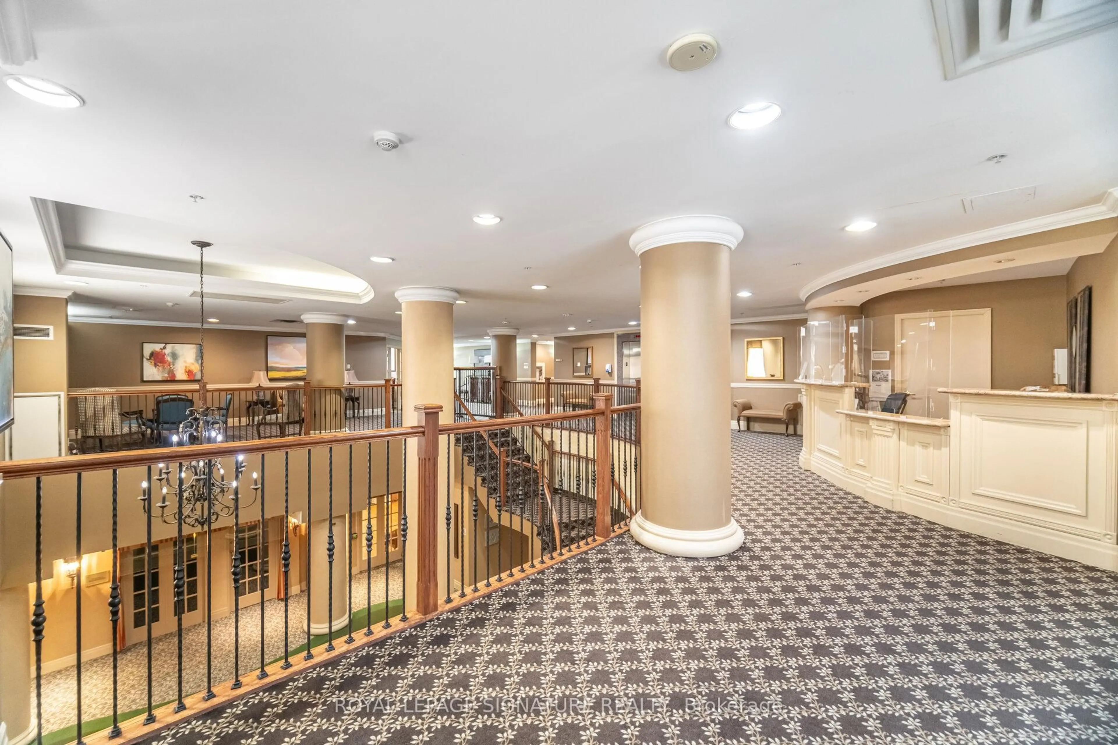 Lobby for 350 Princess Royal Dr #1508, Mississauga Ontario L5B 4N1