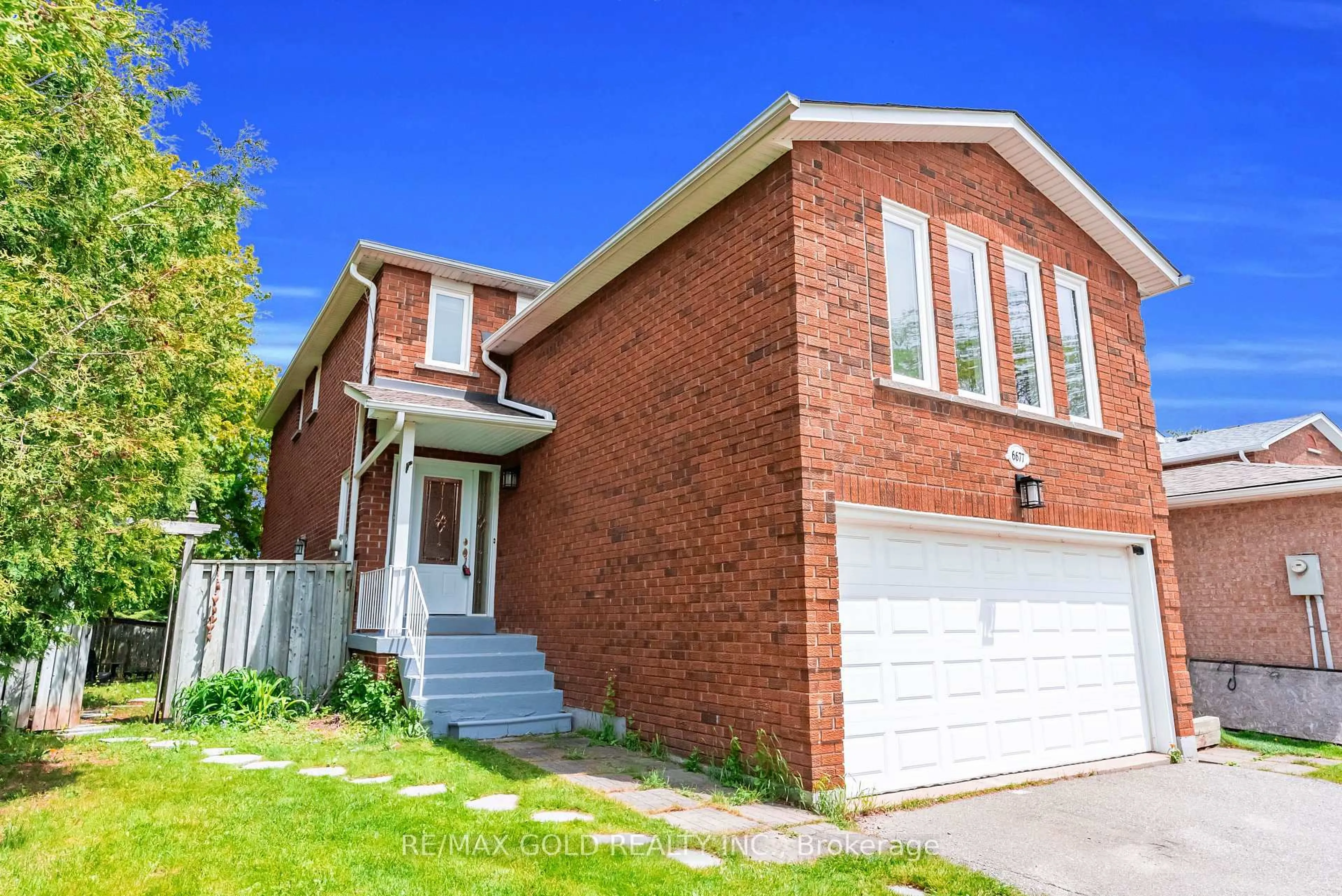 Home with brick exterior material, street for 6677 Ganymede Rd, Mississauga Ontario L5N 4V3
