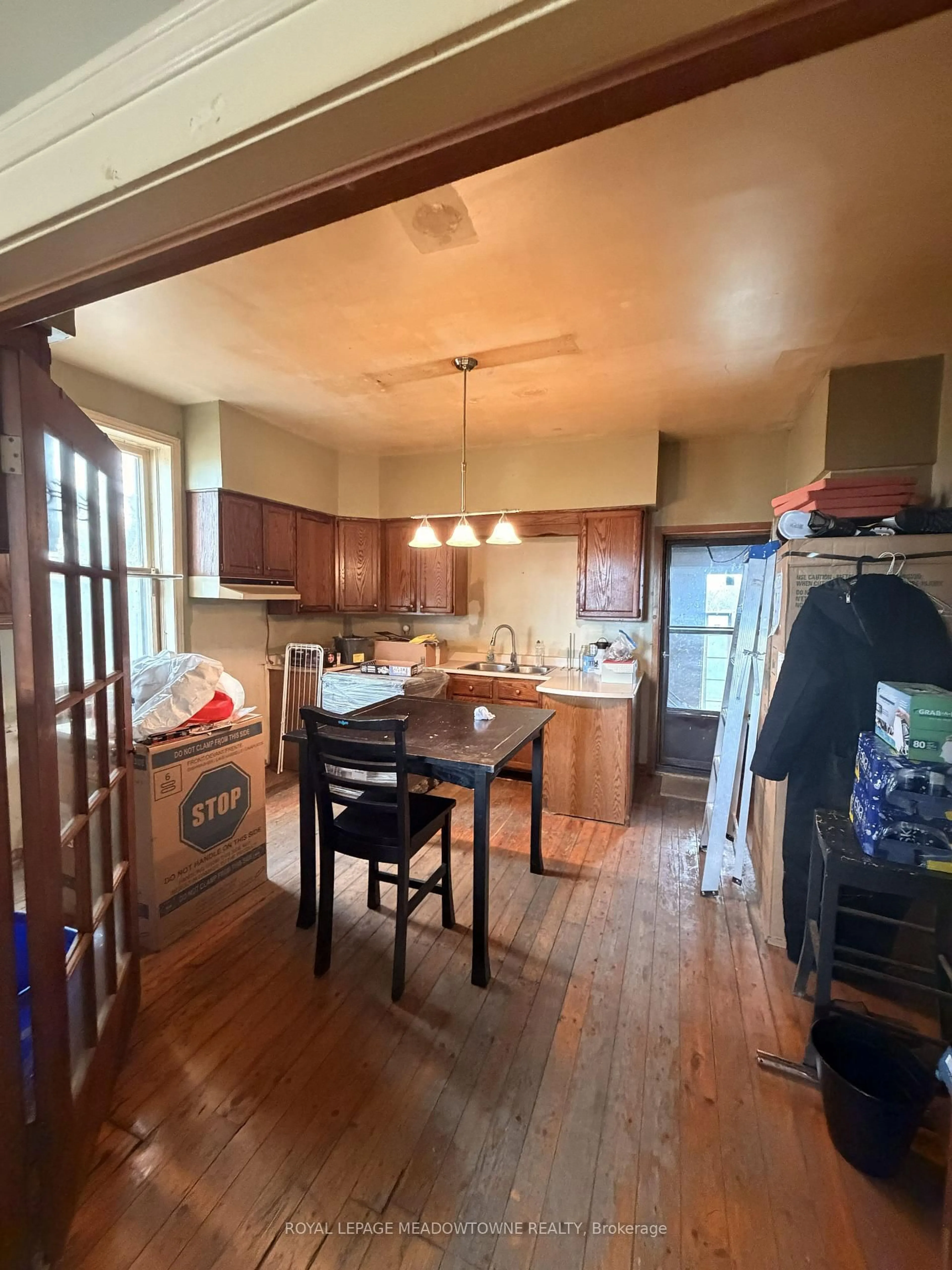 Unknown for 9072 Guelph Junction Rd, Milton Ontario L0P 1B0