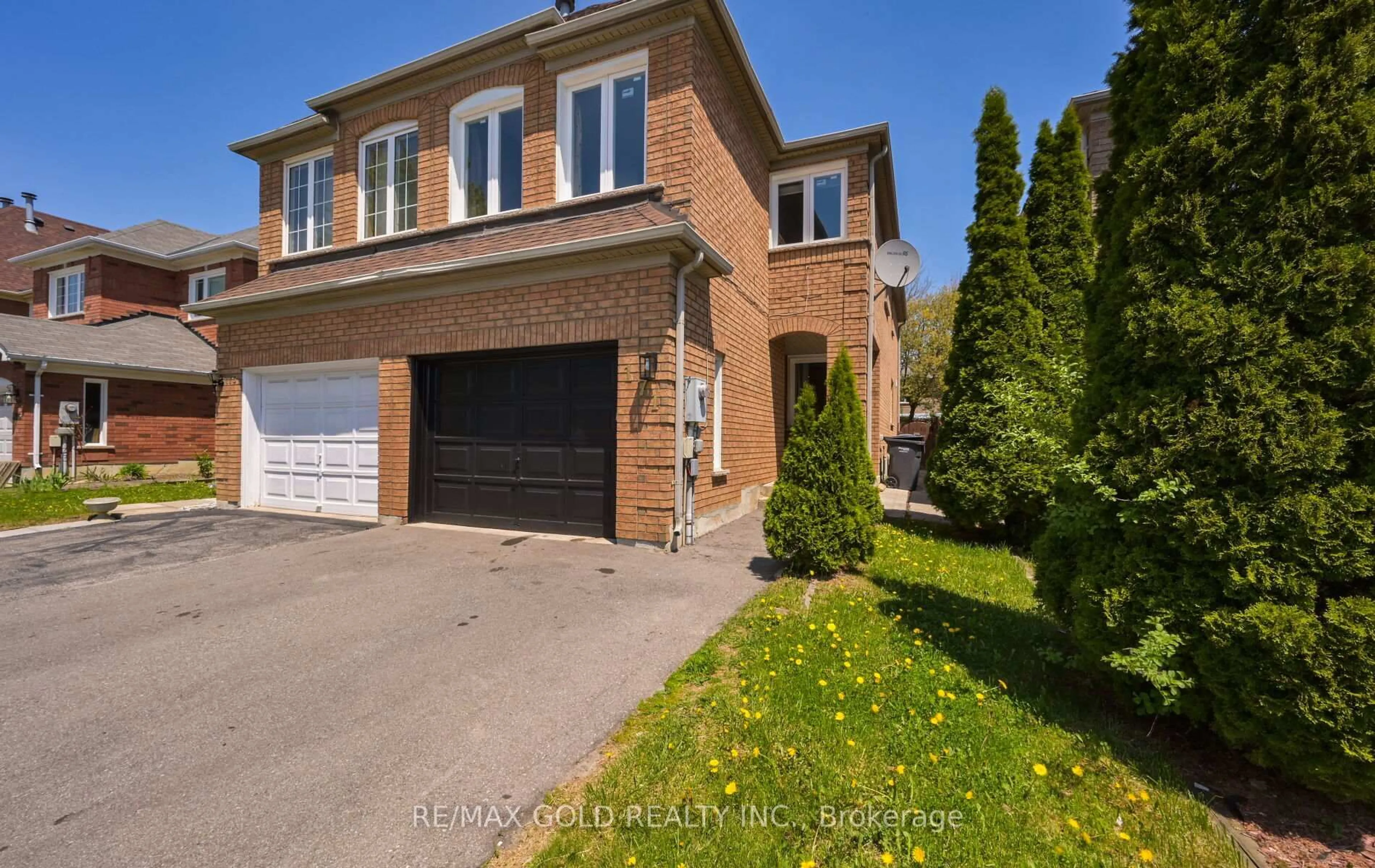 Home with brick exterior material, street for 171 Fernforest Dr, Brampton Ontario L6R 1T7