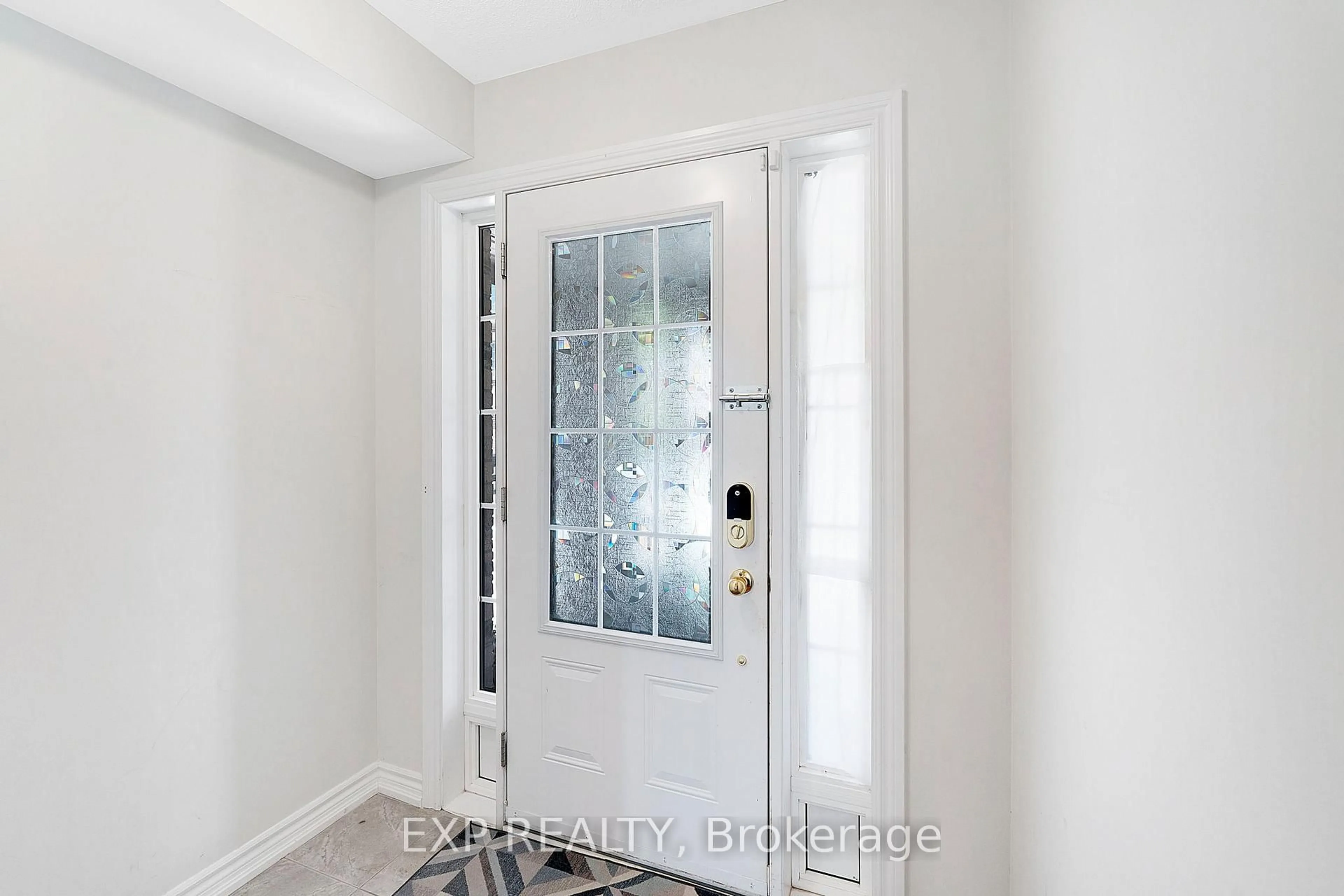 Indoor entryway for 38 Miami Grve, Brampton Ontario L6Z 0H7