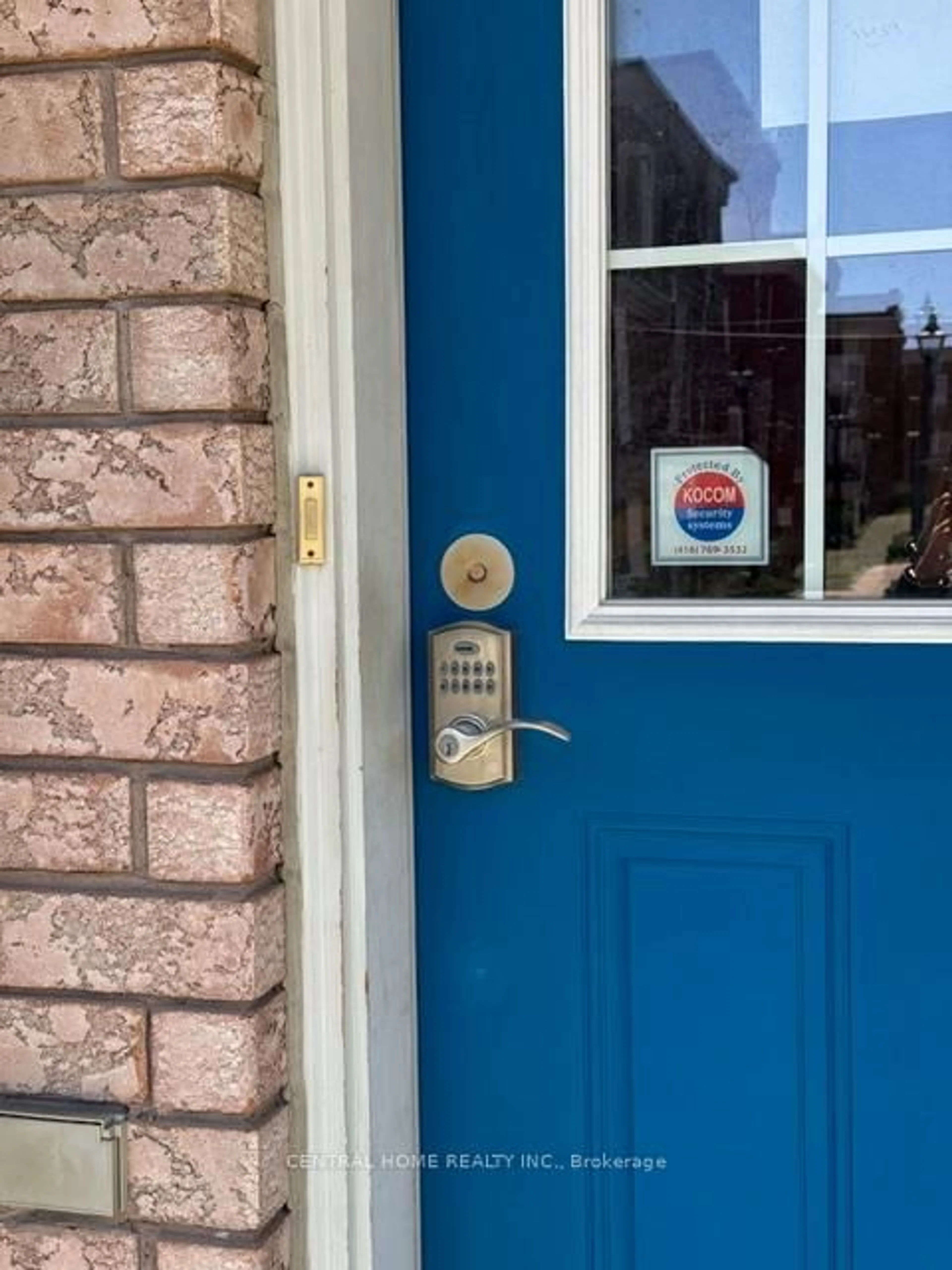 Indoor entryway for 356 Cook Rd, Toronto Ontario M3J 0B3