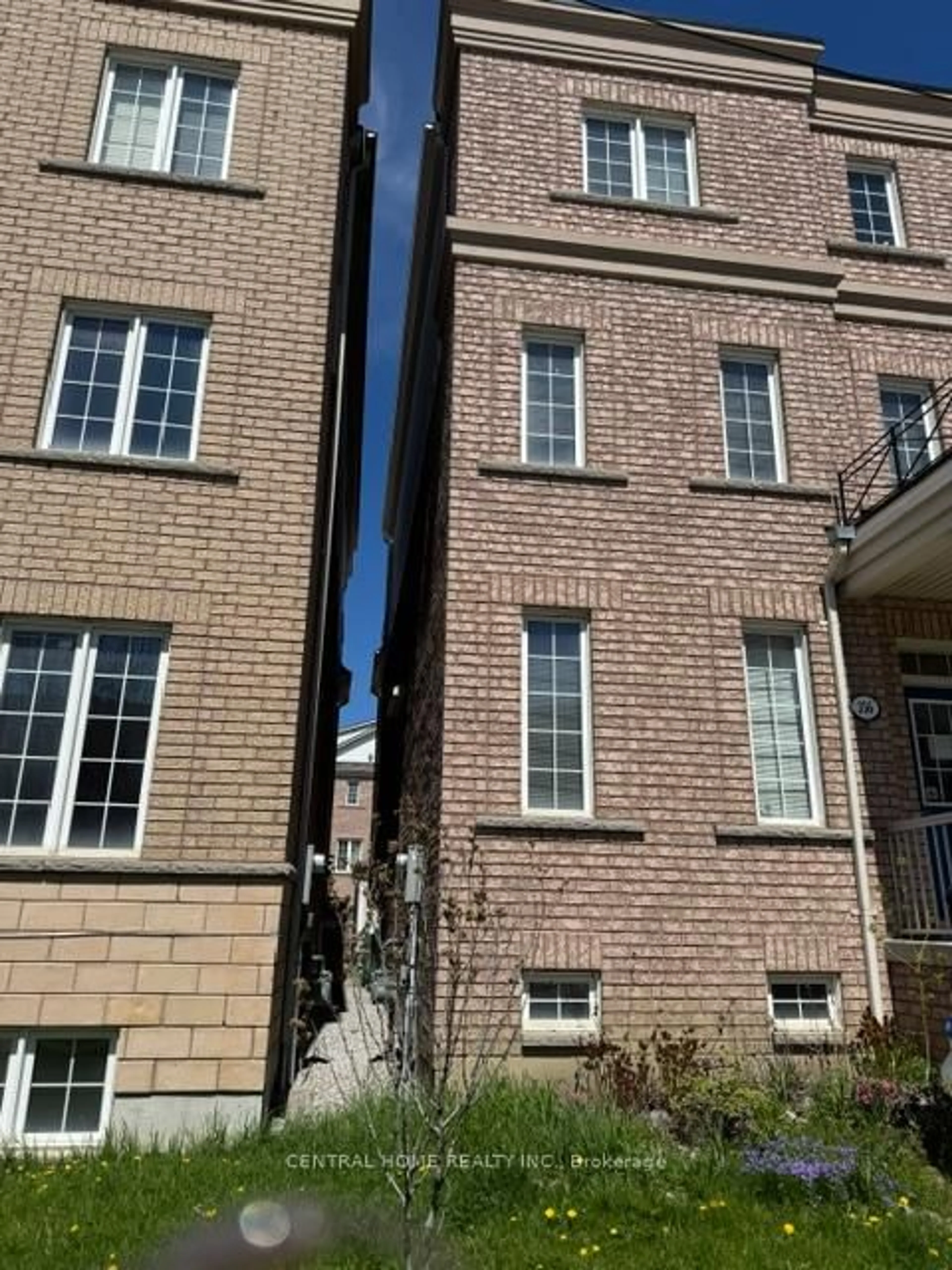 Home with brick exterior material, building for 356 Cook Rd, Toronto Ontario M3J 0B3