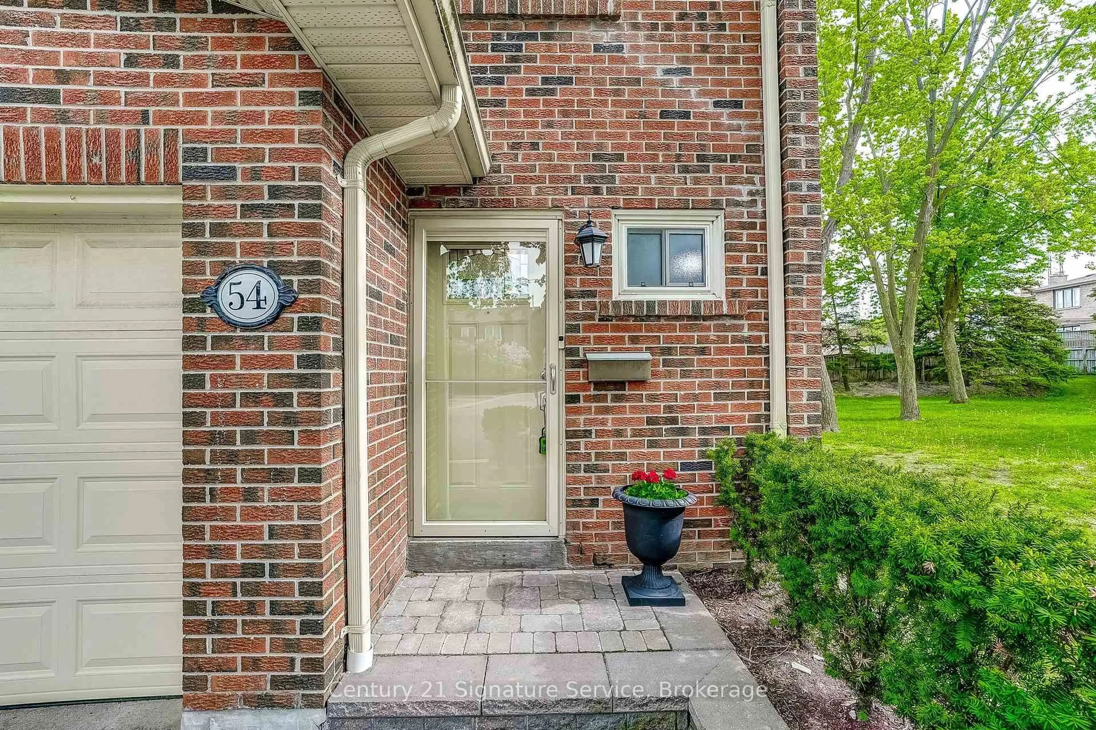 Unknown for 1951 Rathburn Rd #54, Mississauga Ontario L4W 2N9