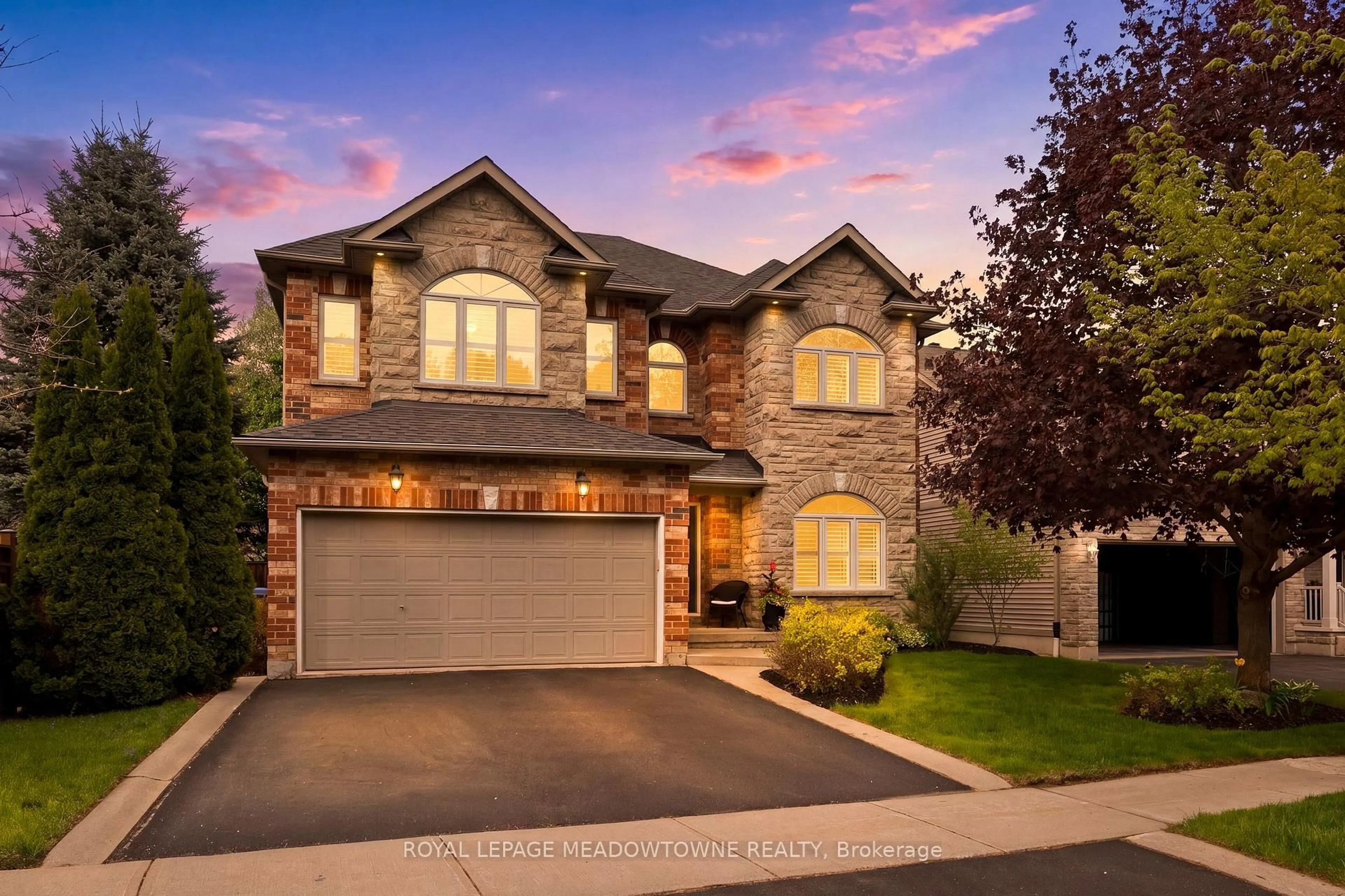 Home with brick exterior material, street for 5 Filton Rd, Caledon Ontario L7C 1R5