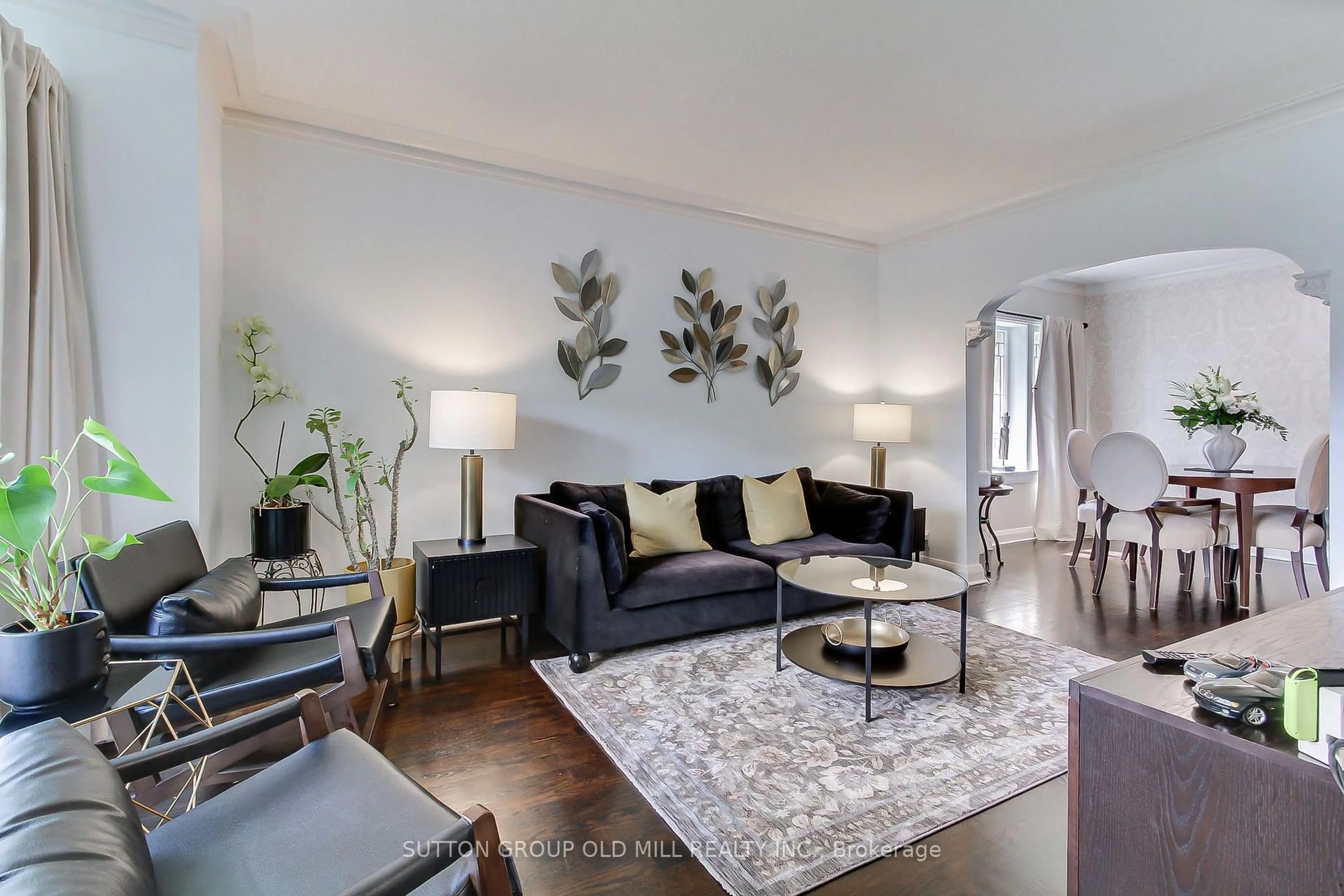 Living room with furniture, unknown for 8 Lockheed Blvd, Toronto Ontario M9P 2H6