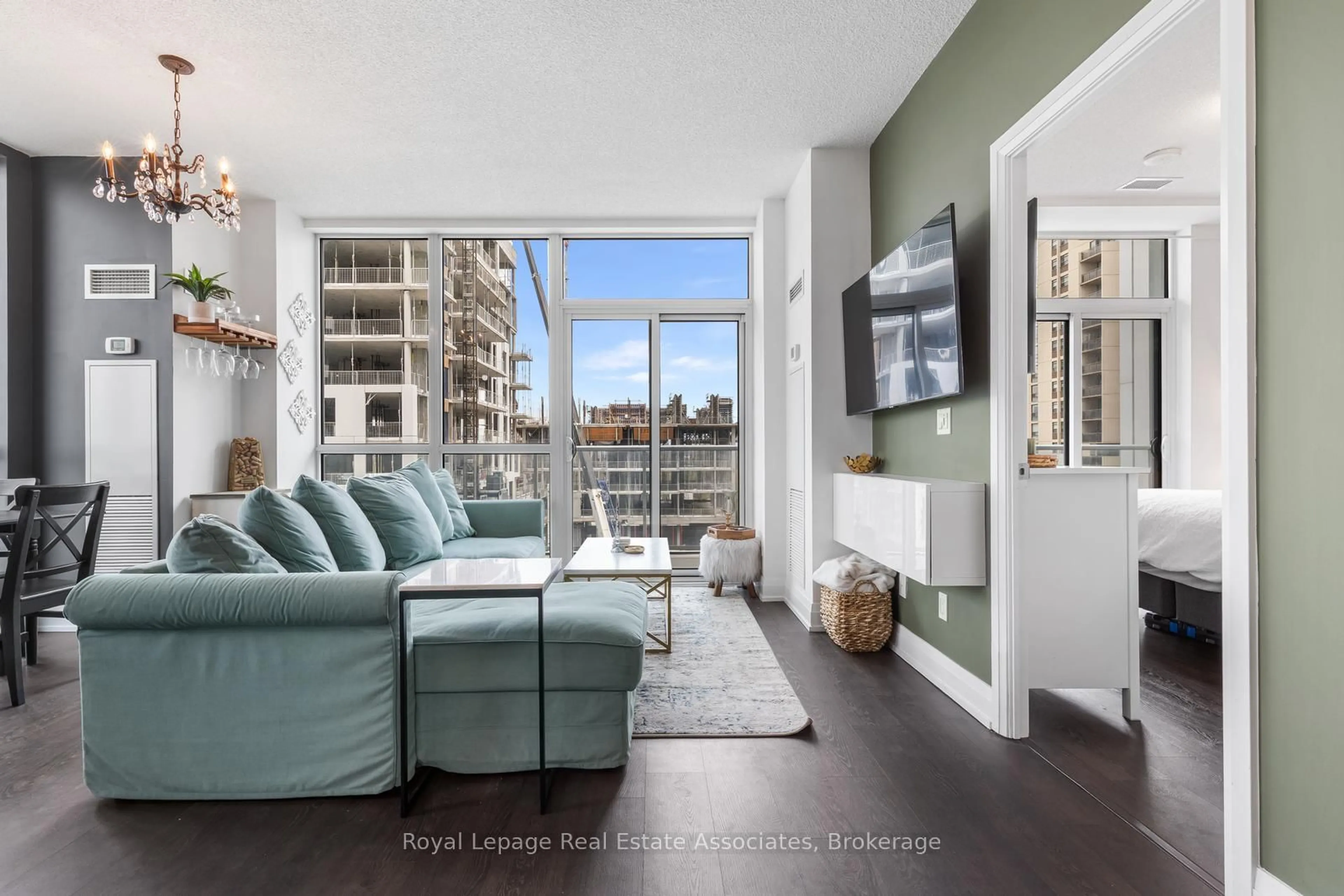 Living room with furniture, unknown for 65 Speers Rd #503, Oakville Ontario L6K 0J1